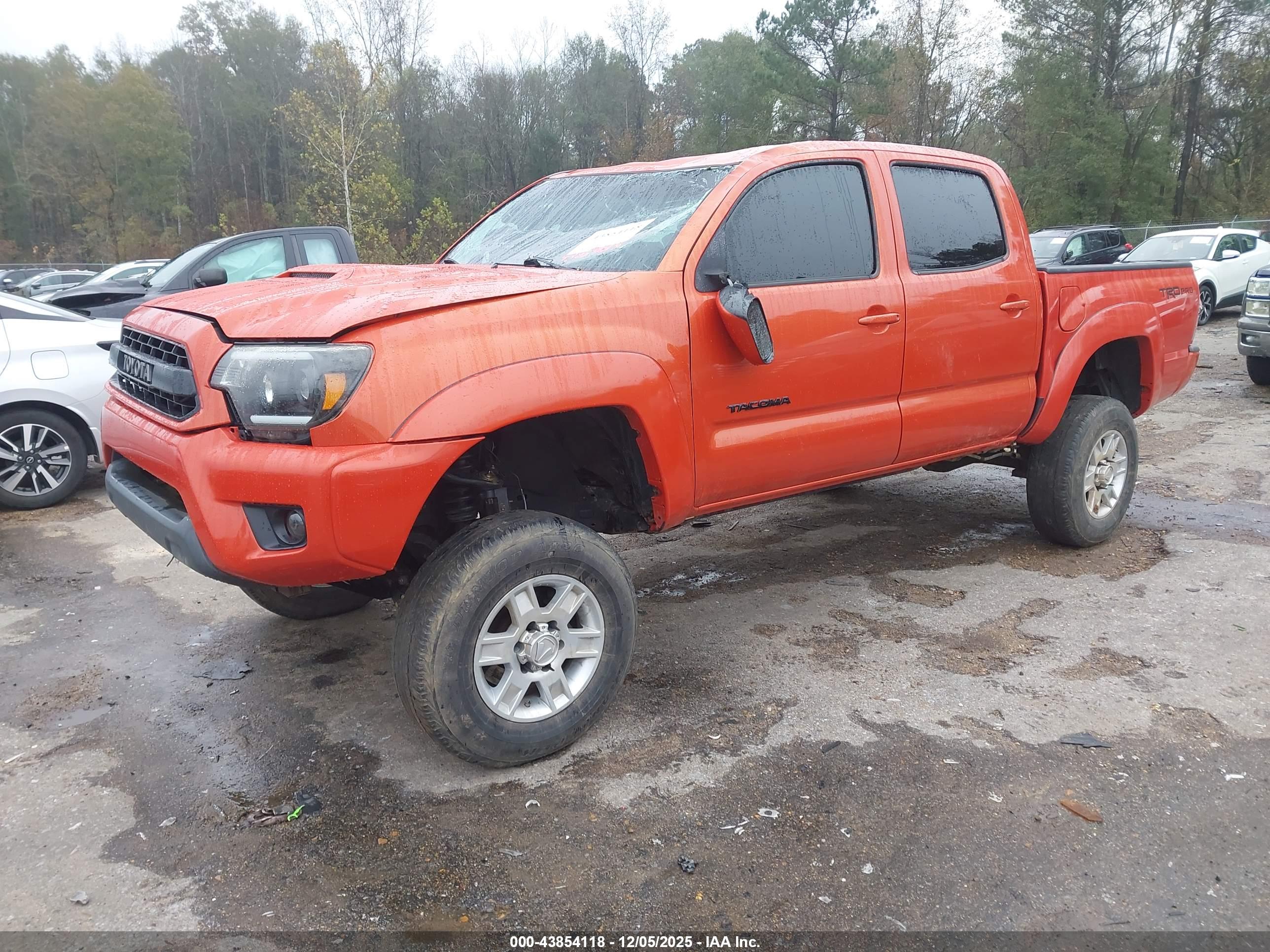 TOYOTA TACOMA image 2