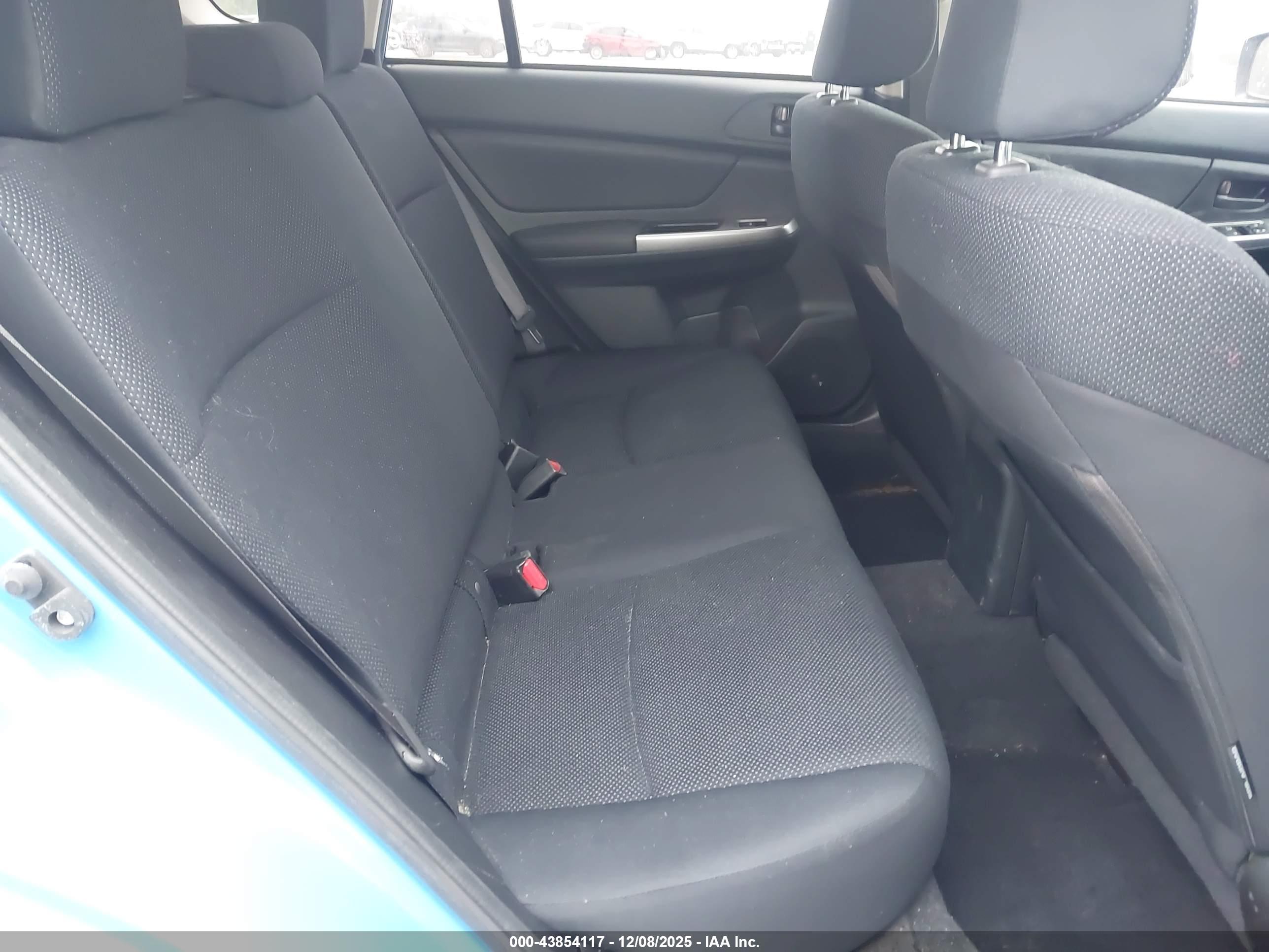 SUBARU CROSSTREK image 8