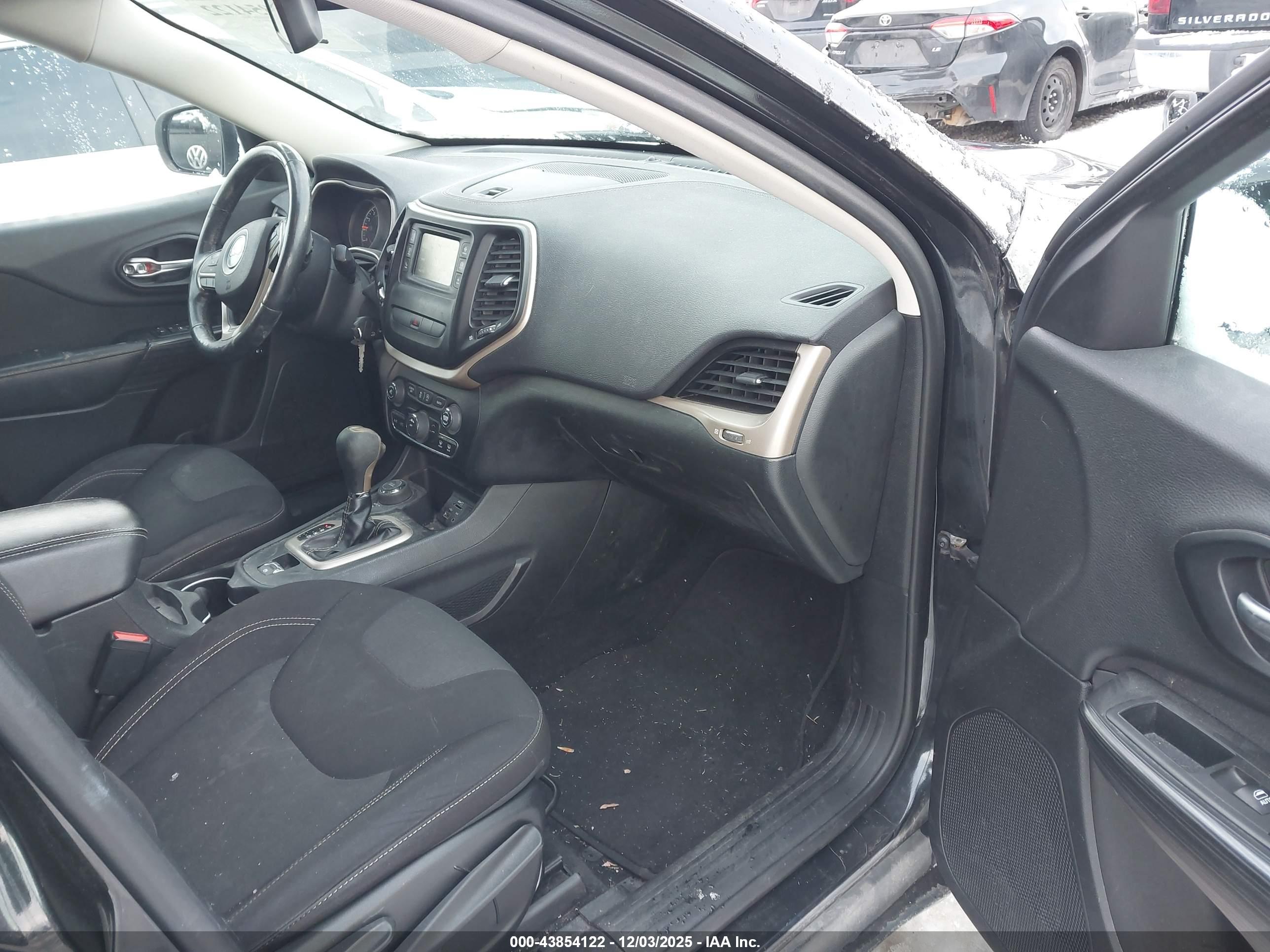 JEEP CHEROKEE image 5