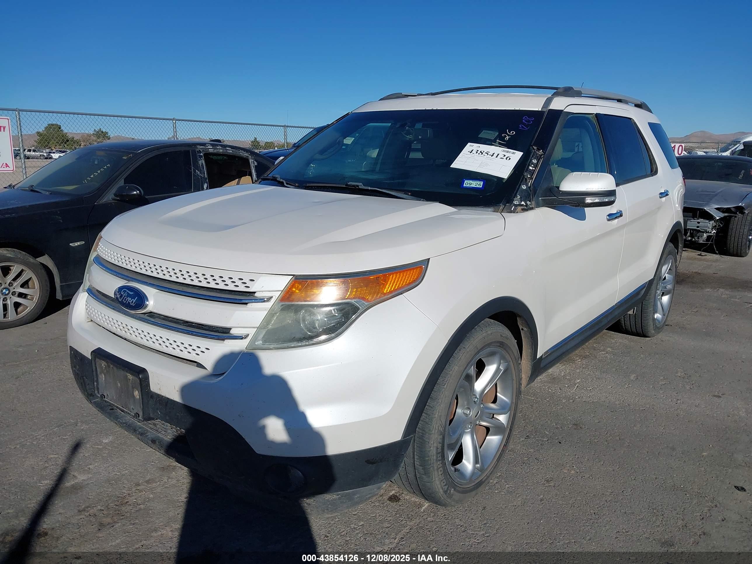 FORD EXPLORER image 2
