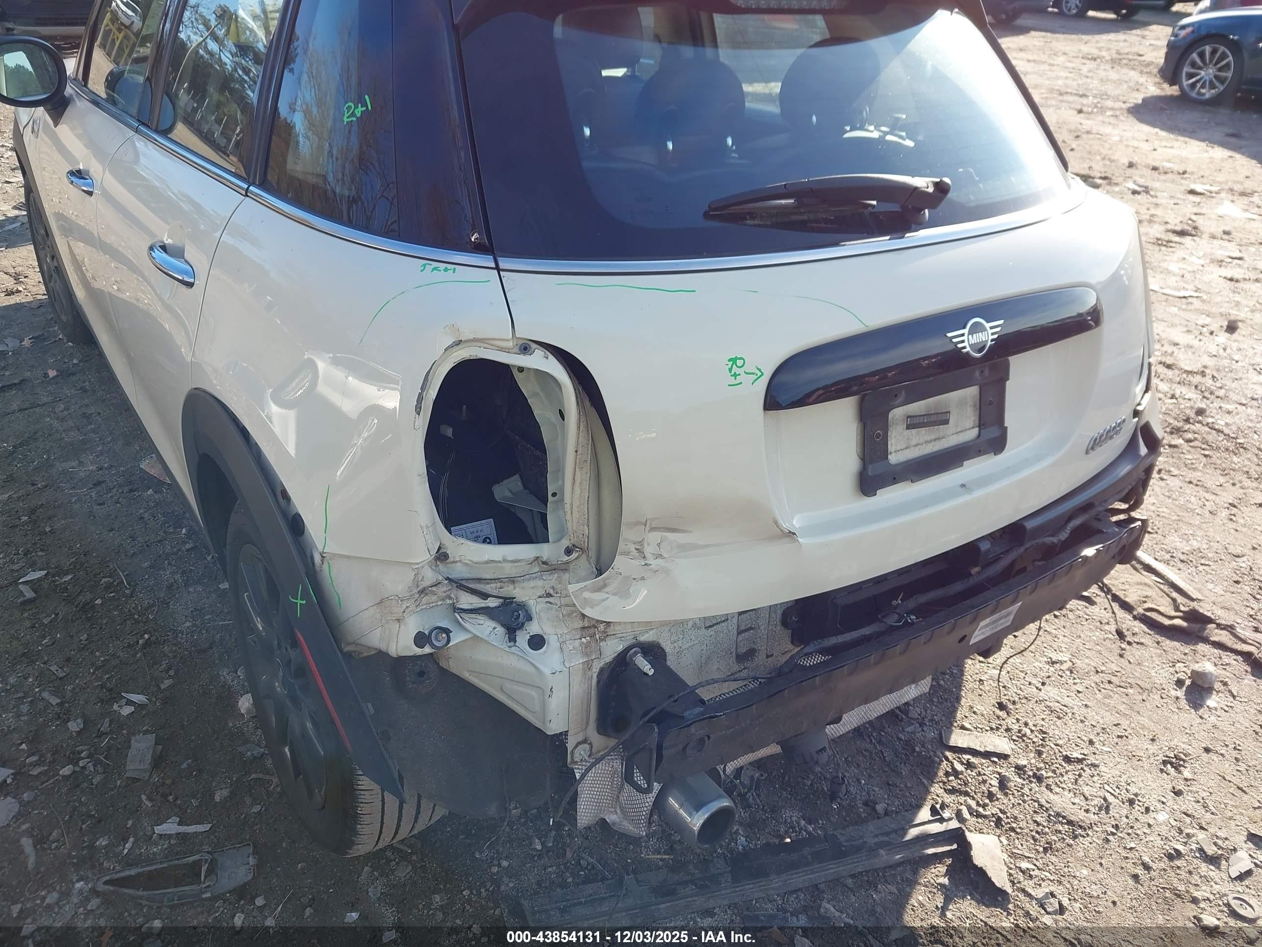 MINI HARDTOP image 6