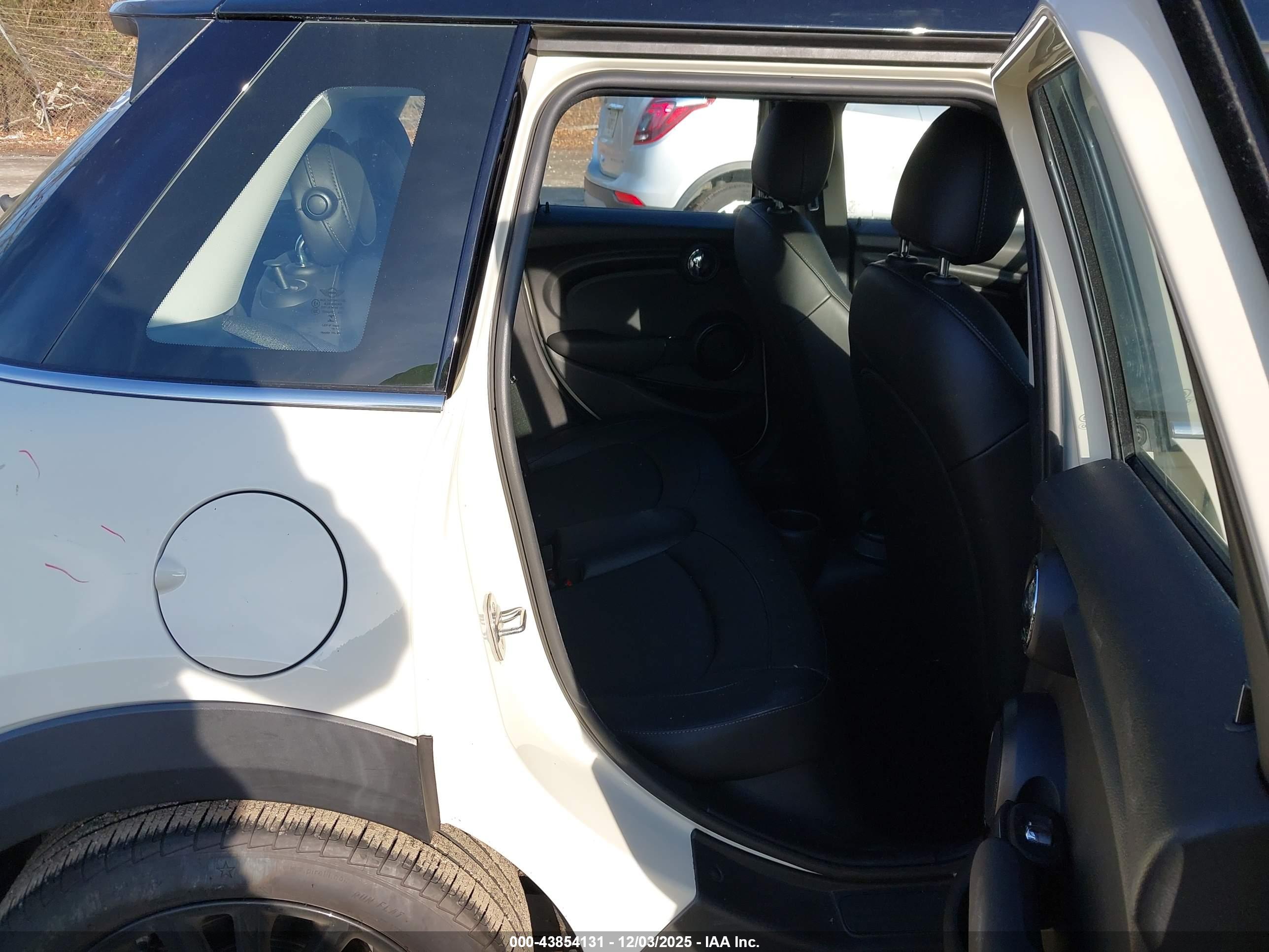 MINI HARDTOP image 8