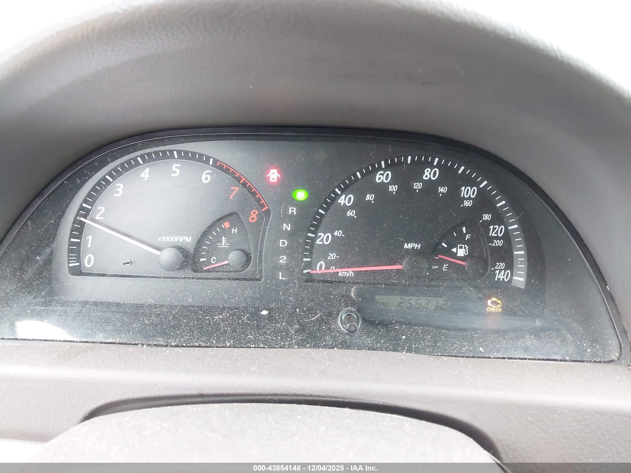 TOYOTA CAMRY image 7