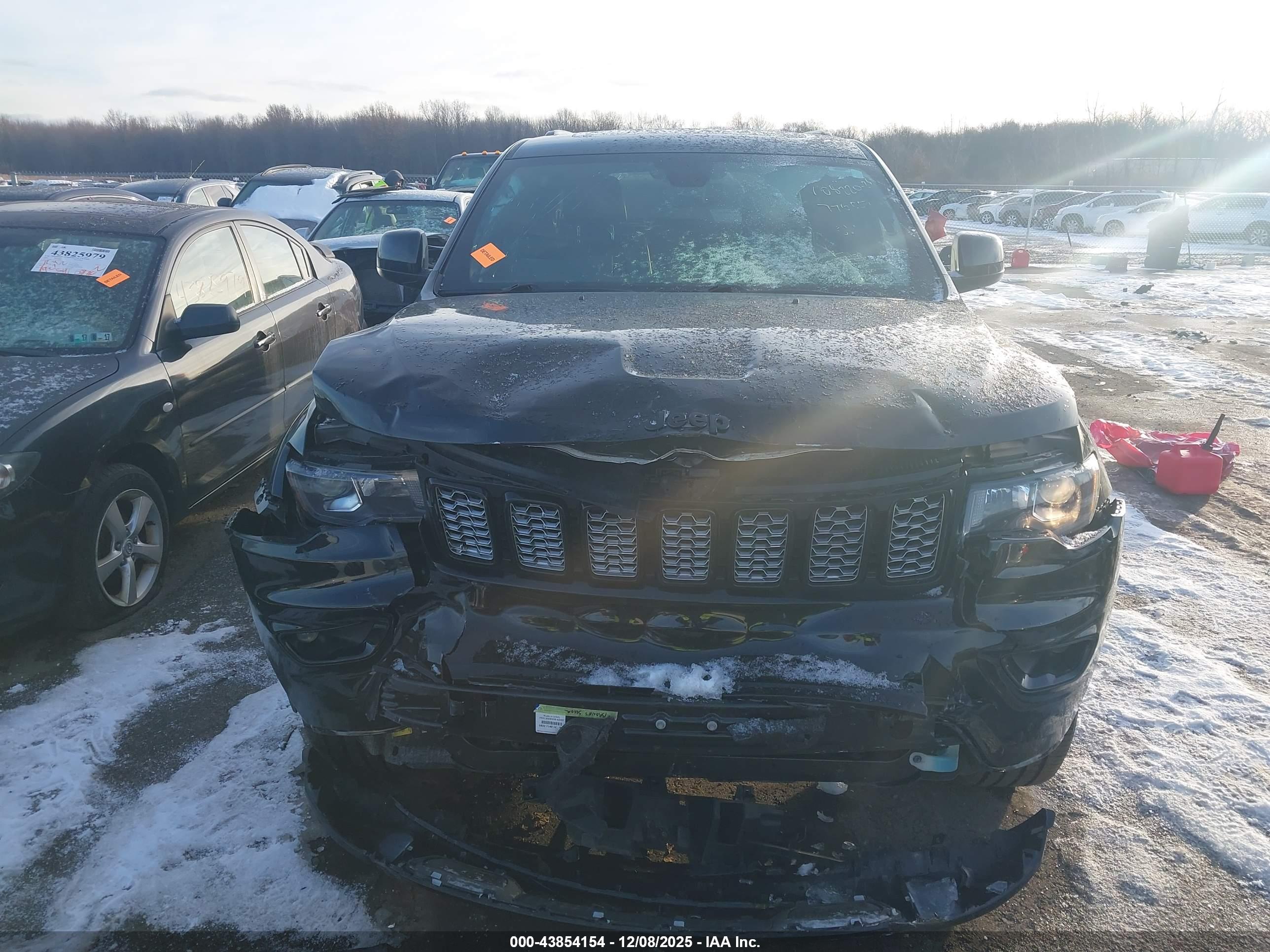 JEEP GRAND image 6