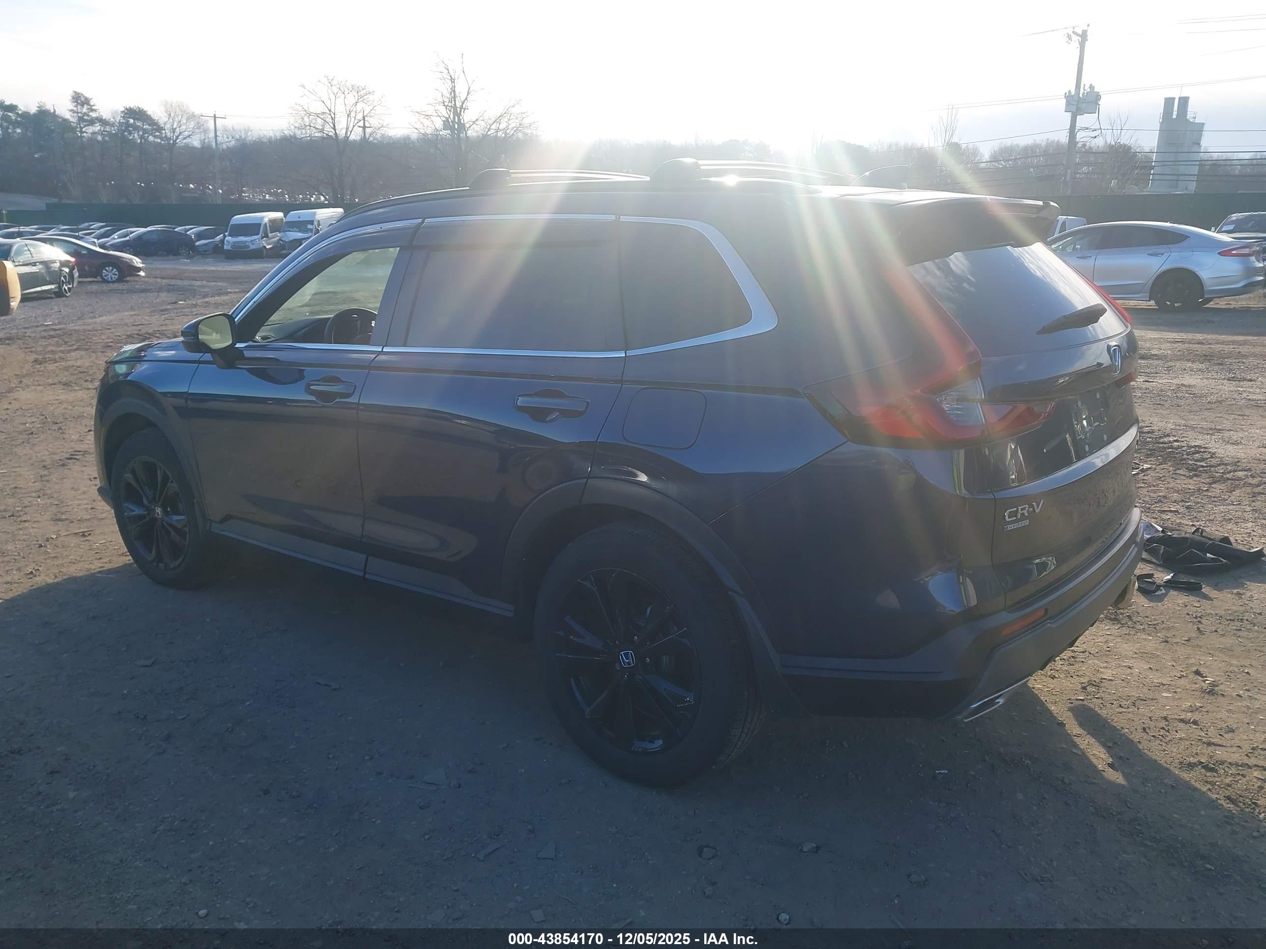 HONDA CR-V image 3