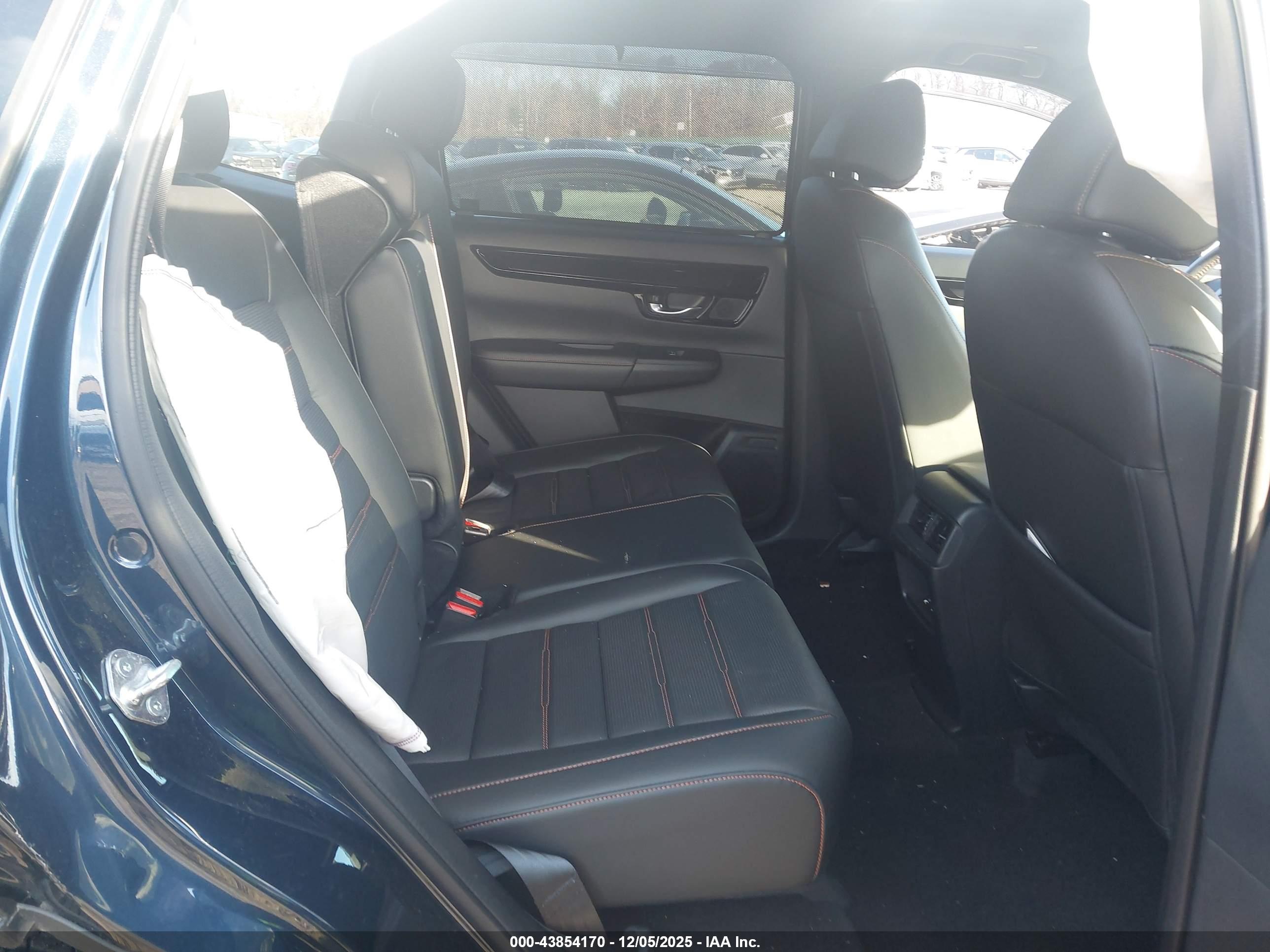 HONDA CR-V image 8