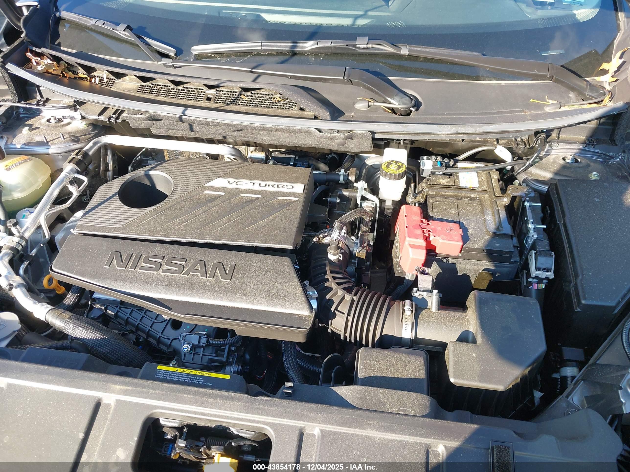 NISSAN ROGUE image 10
