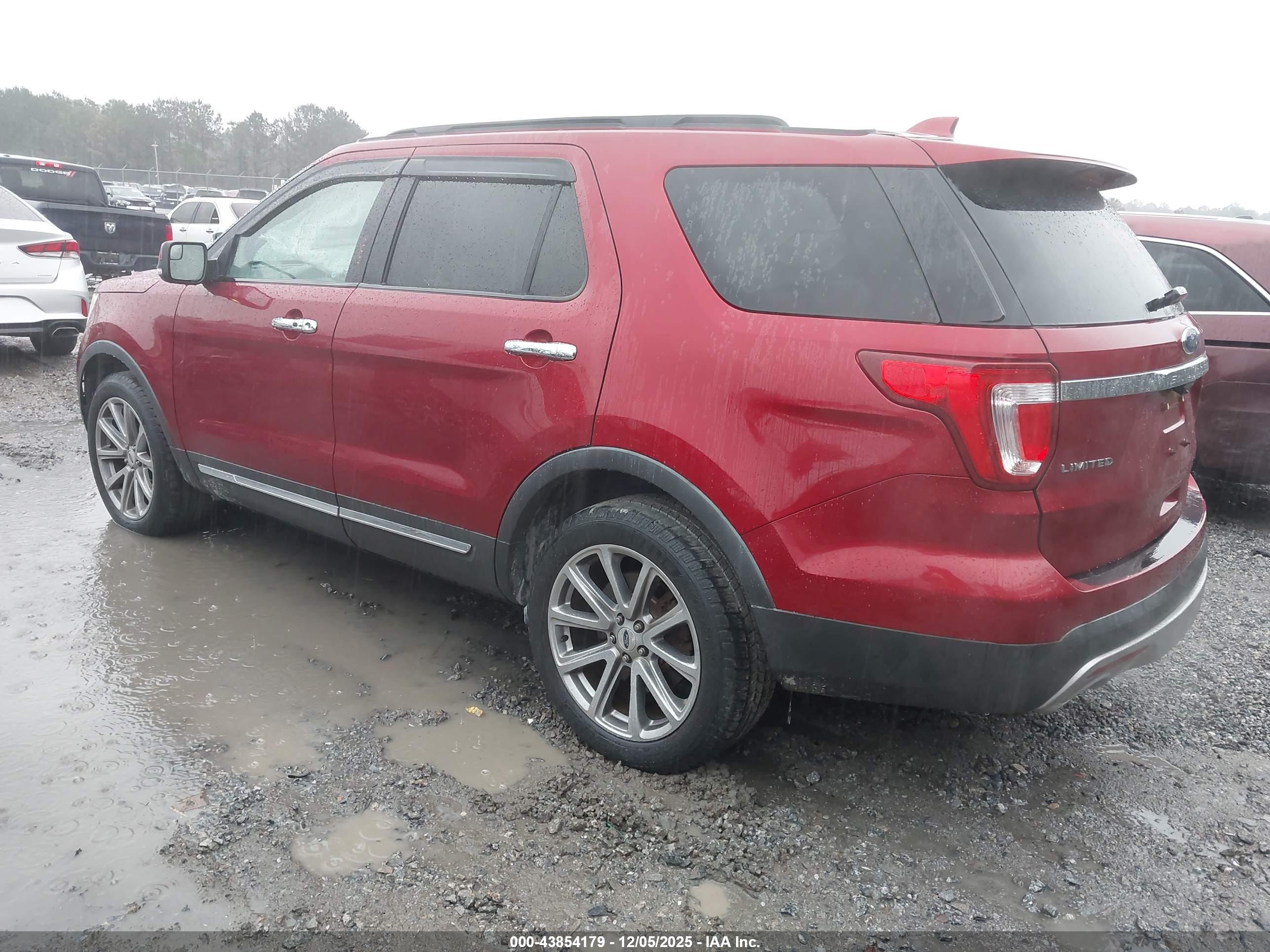 FORD EXPLORER image 3