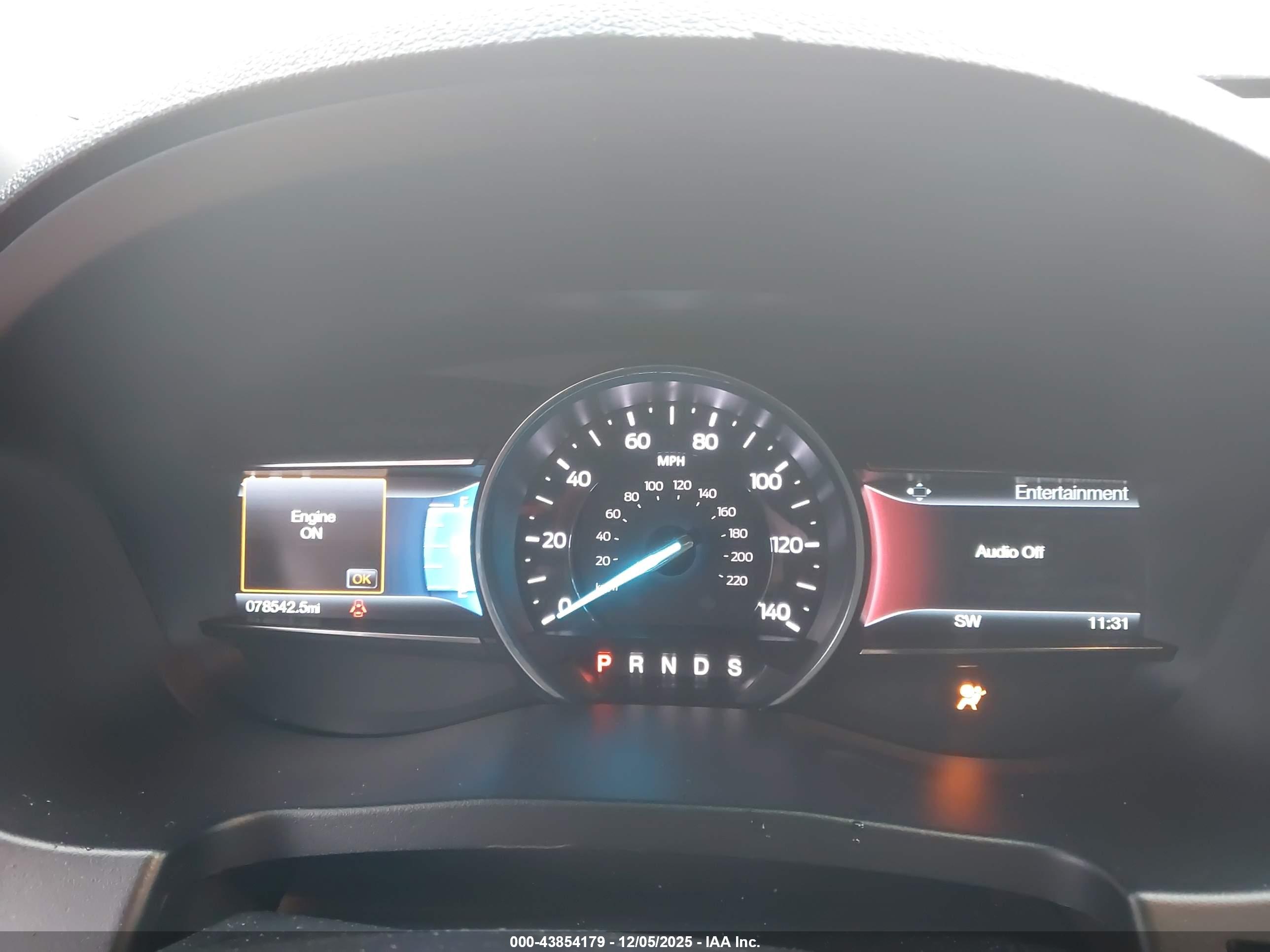 FORD EXPLORER image 7