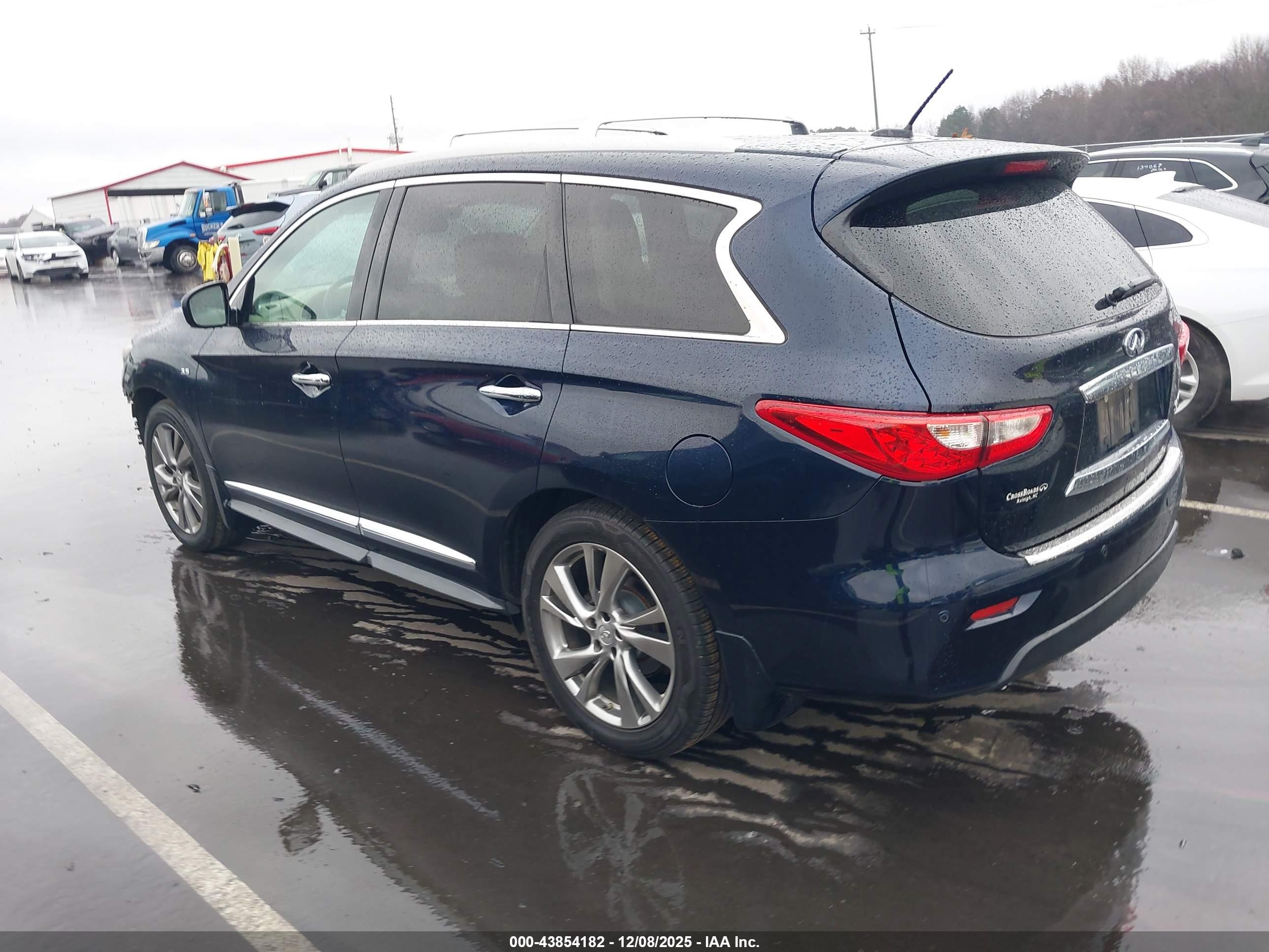 INFINITI QX60 image 3