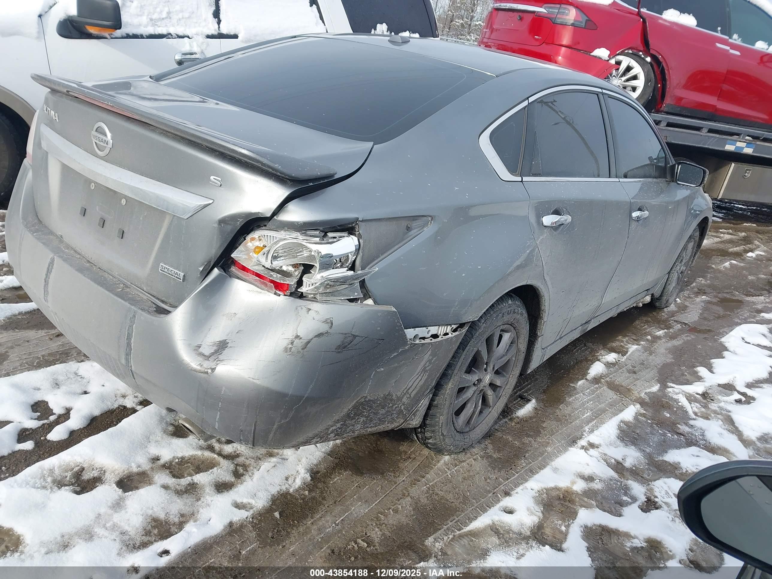 NISSAN ALTIMA image 4