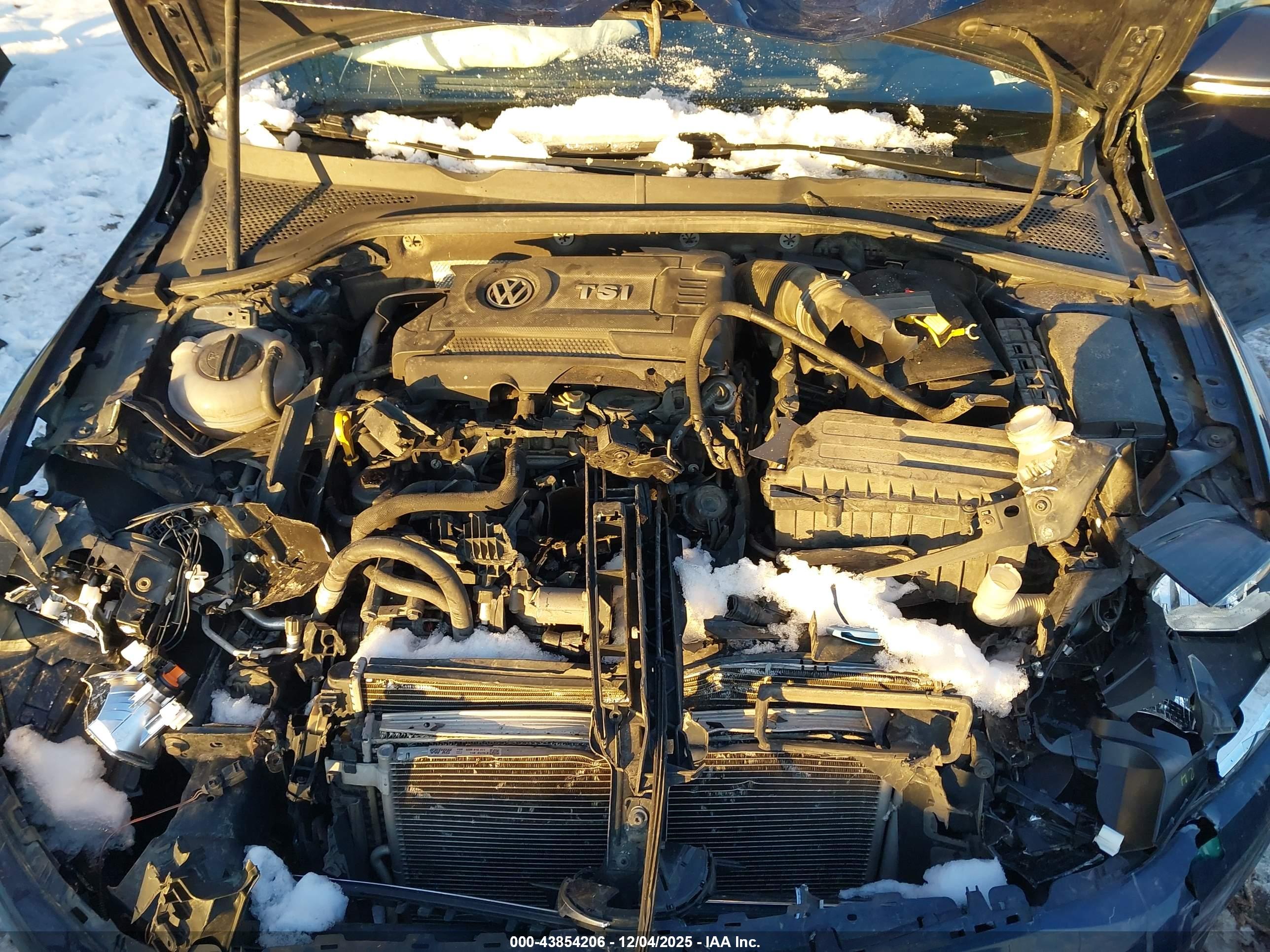 VOLKSWAGEN GOLF image 10