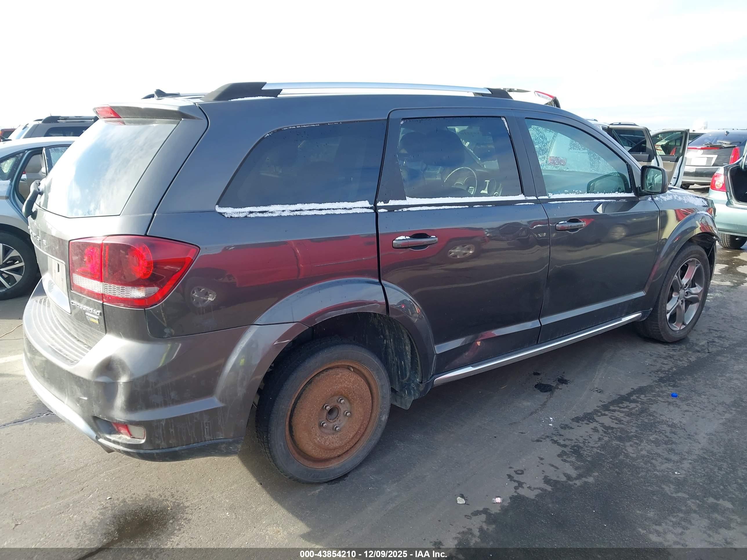 DODGE JOURNEY image 4