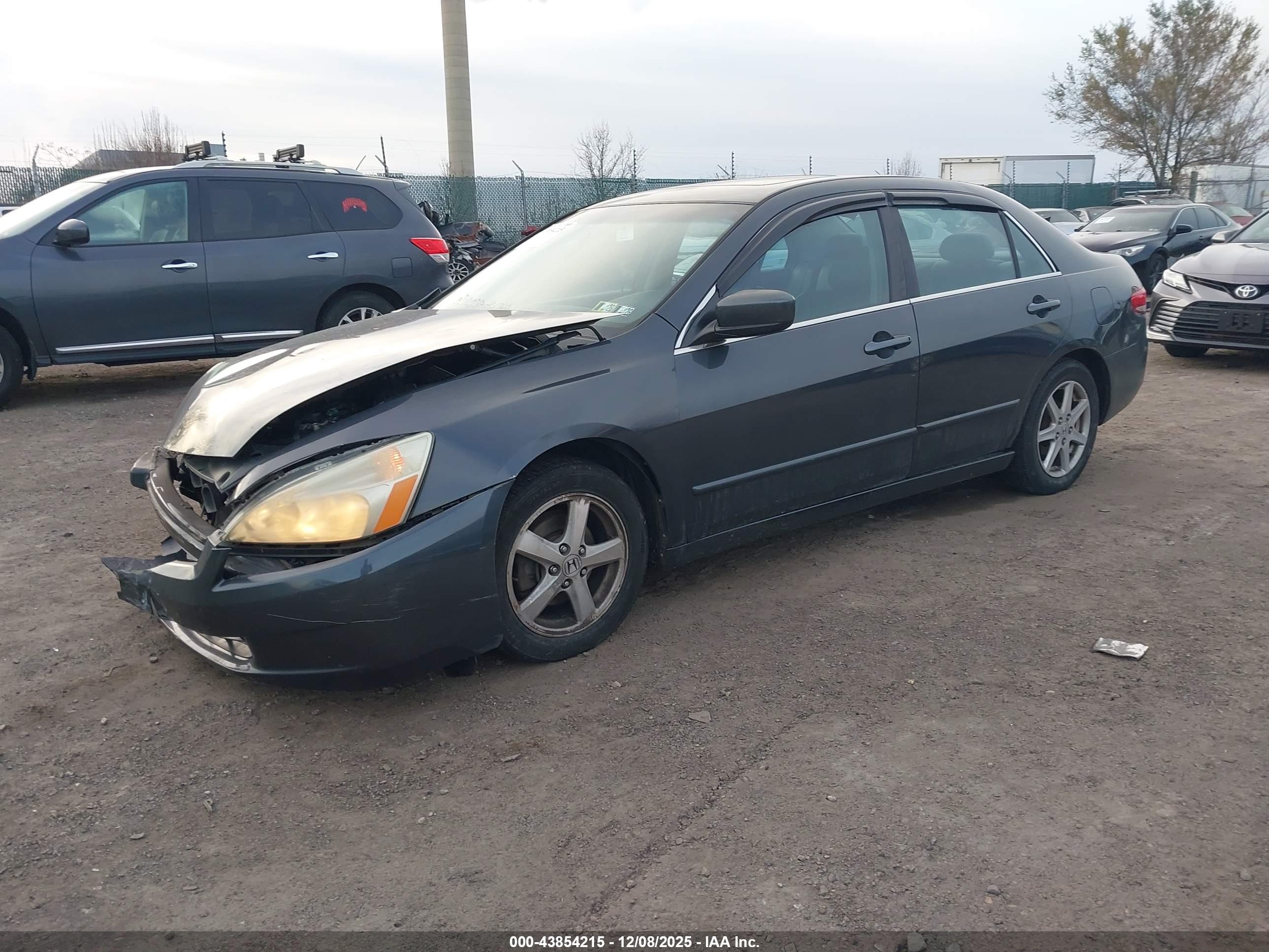 HONDA ACCORD image 2