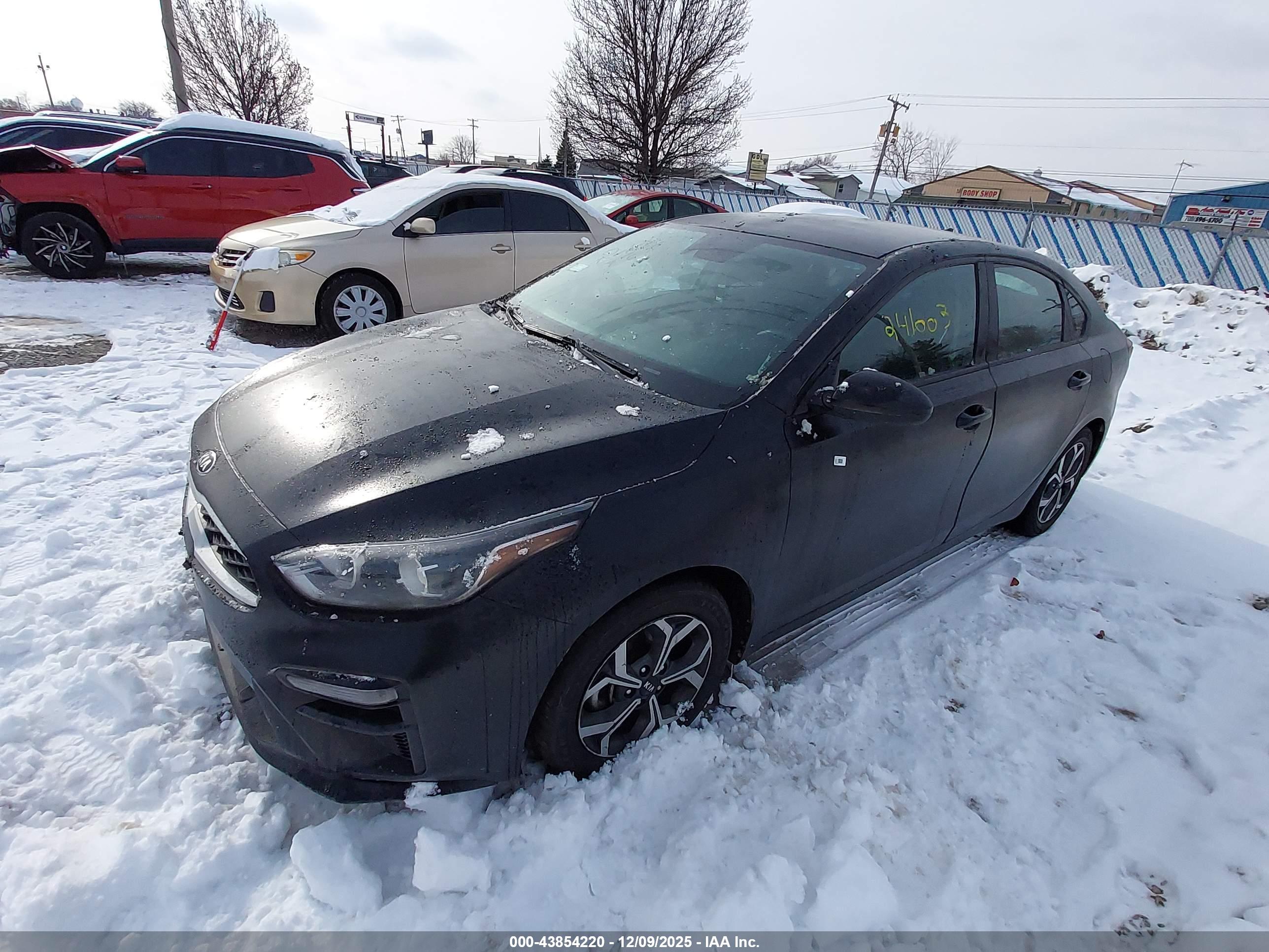 KIA FORTE image 2
