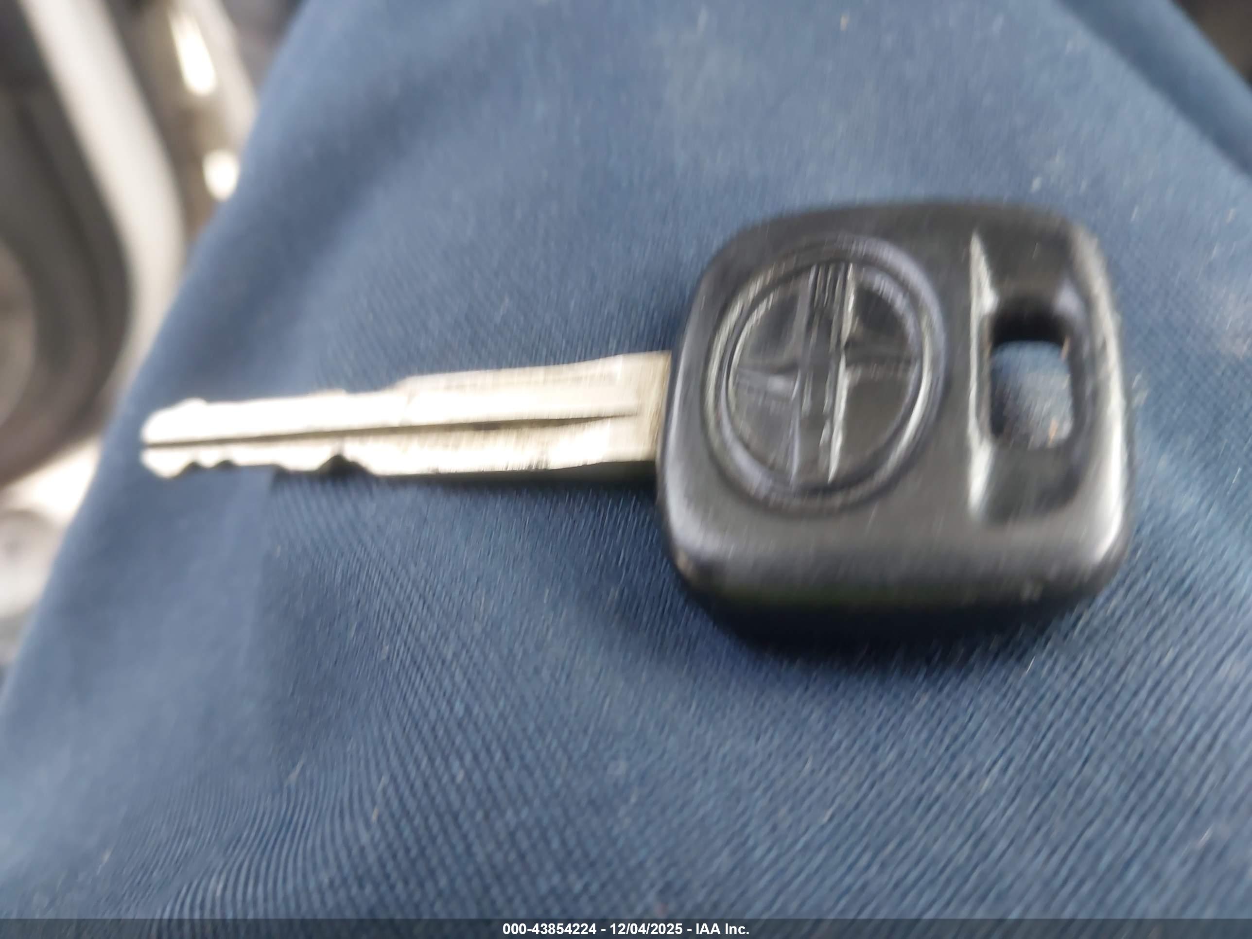 SCION XA image 11
