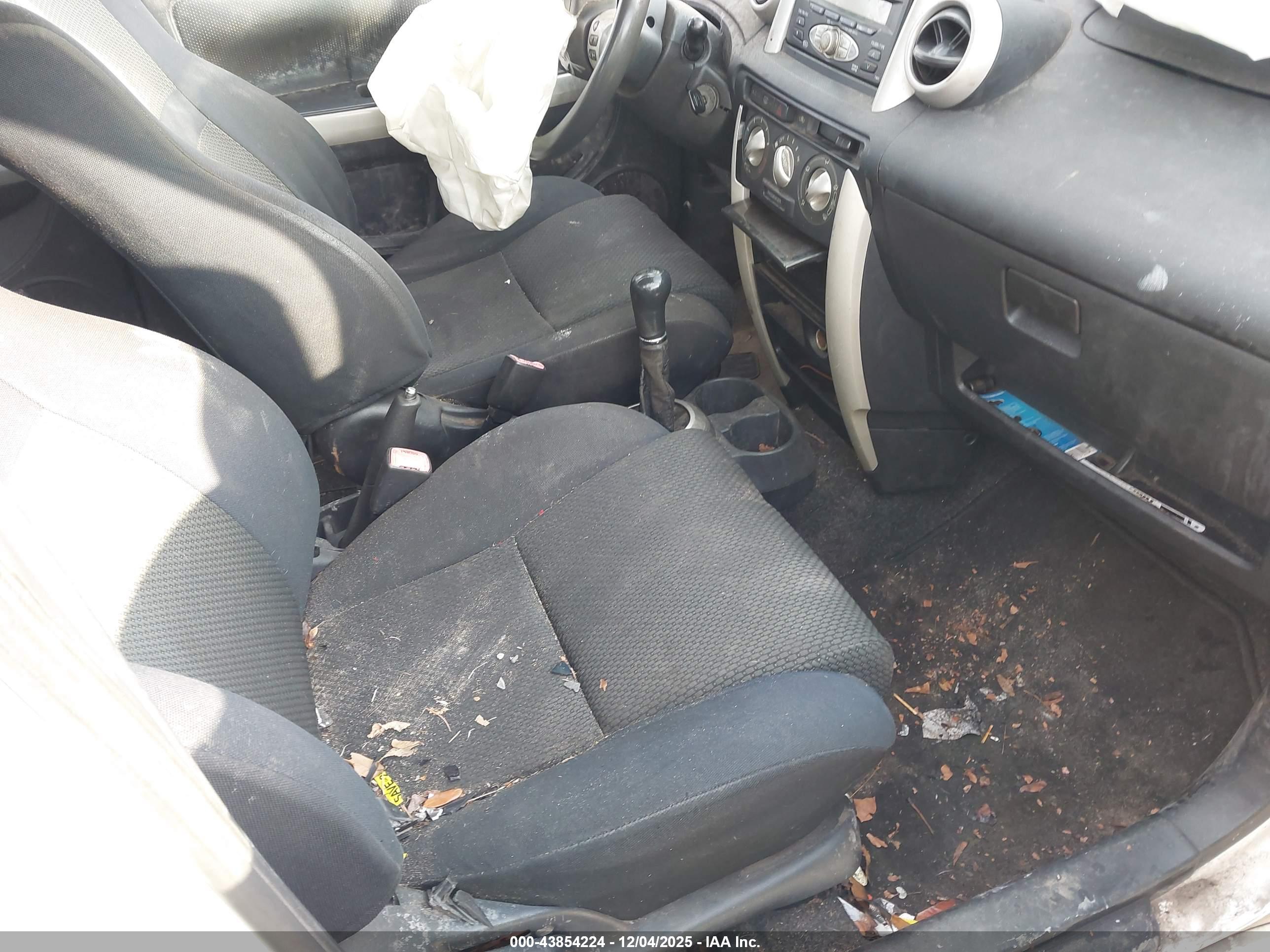 SCION XA image 5