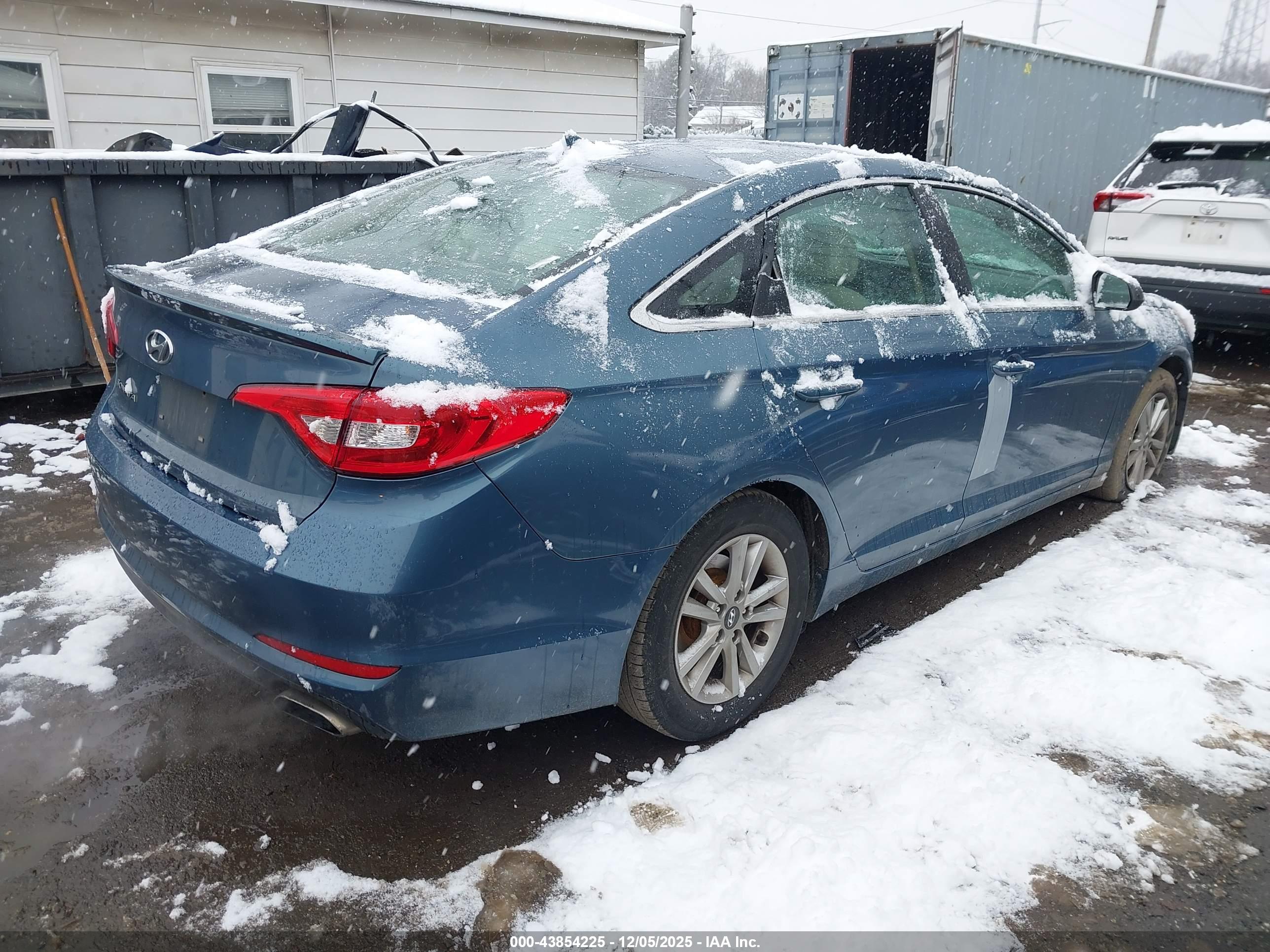 HYUNDAI SONATA image 4