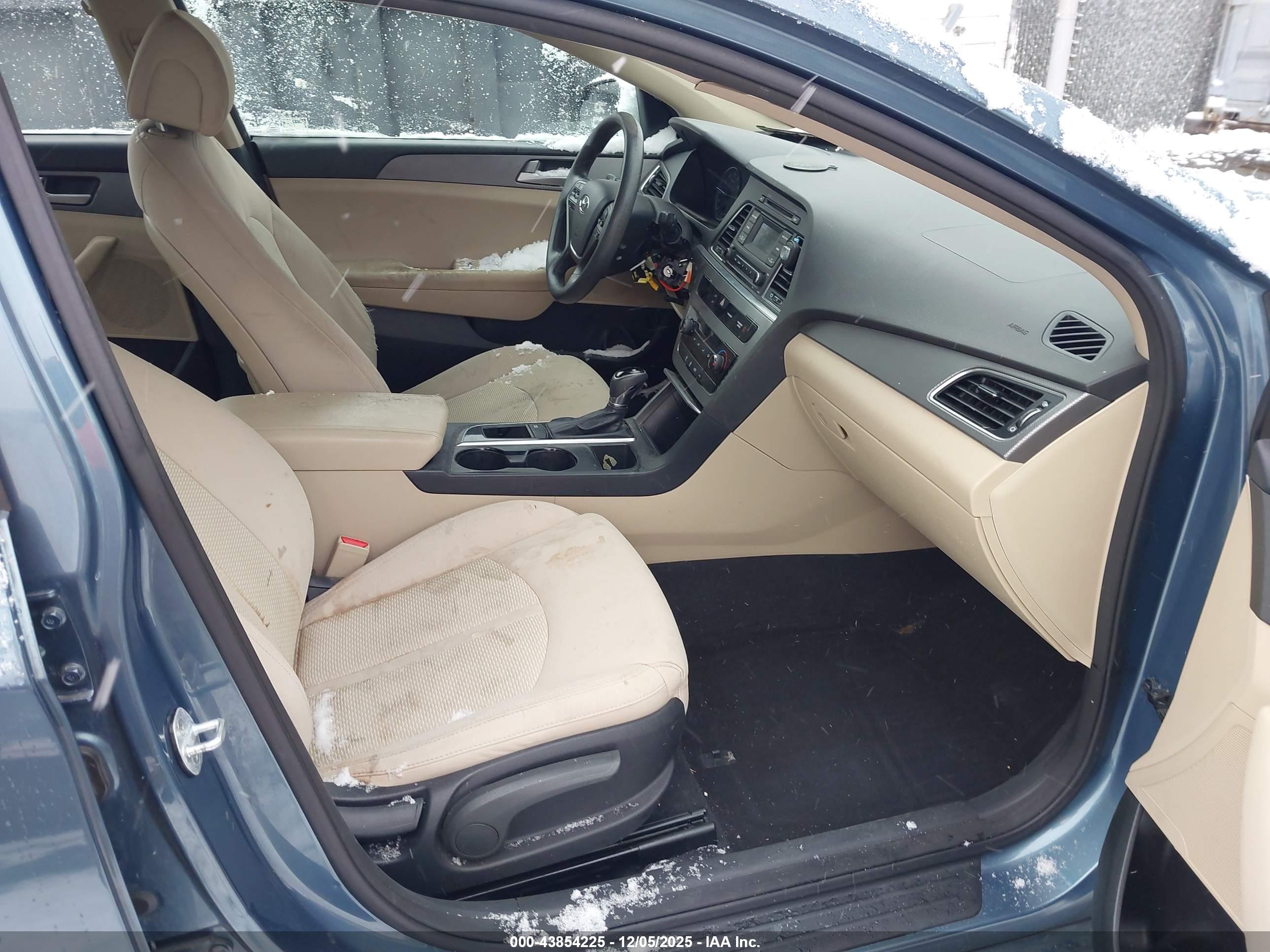 HYUNDAI SONATA image 5