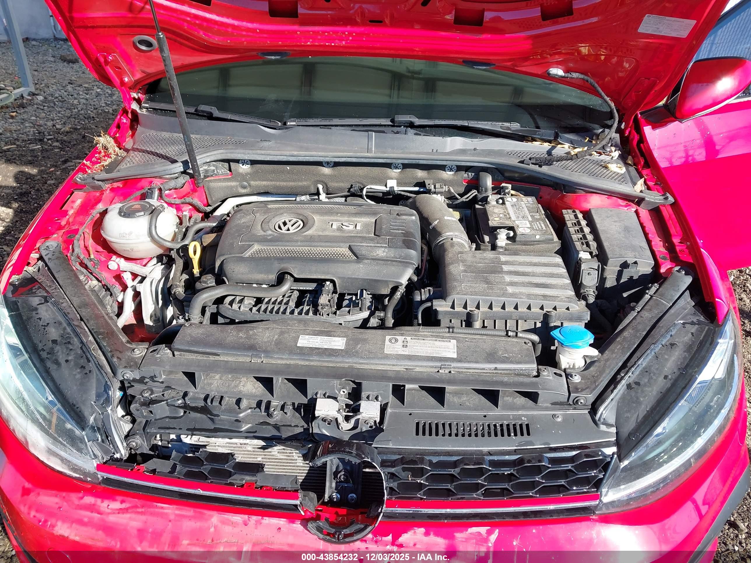 VOLKSWAGEN GOLF image 10