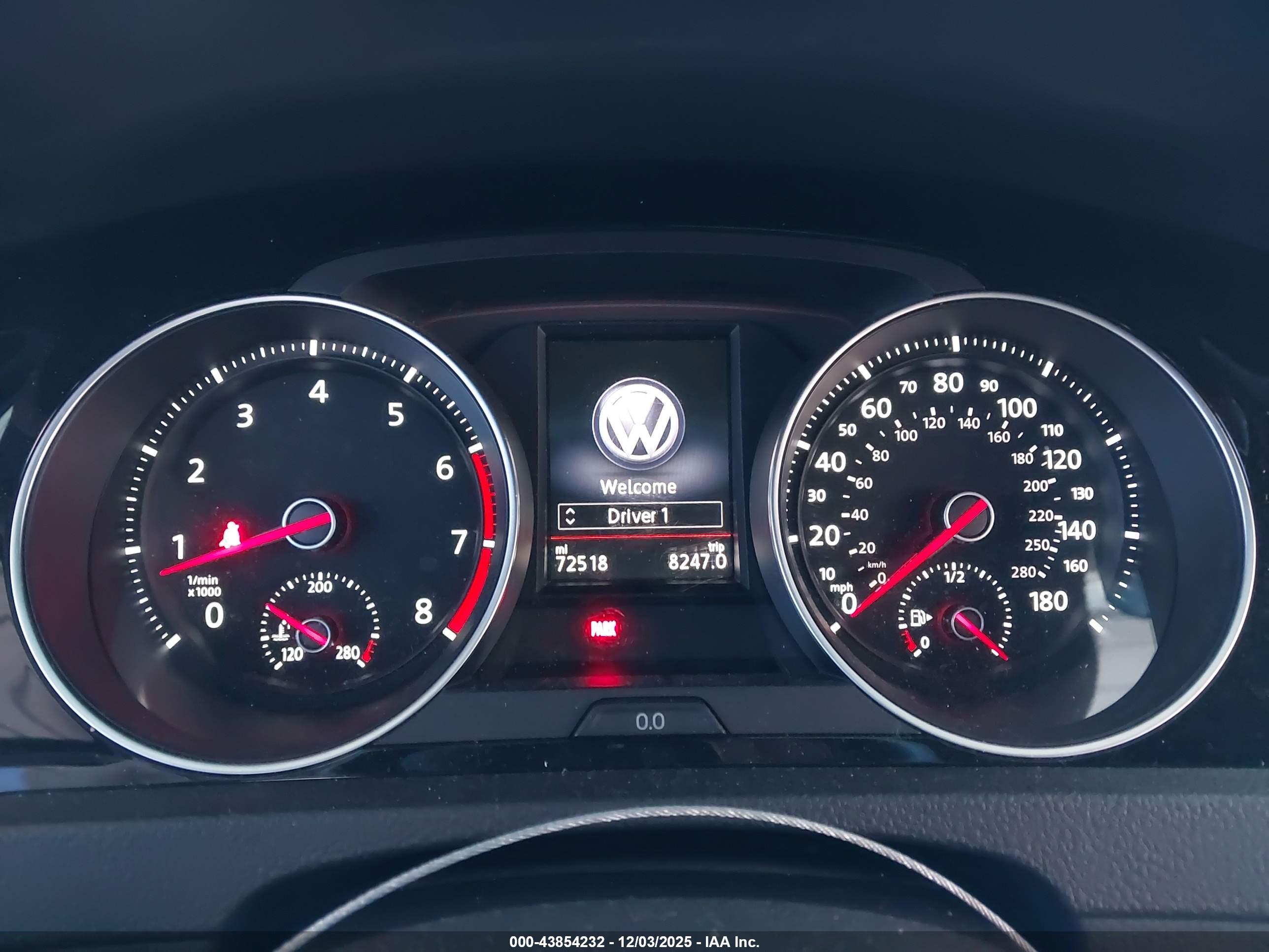 VOLKSWAGEN GOLF image 7