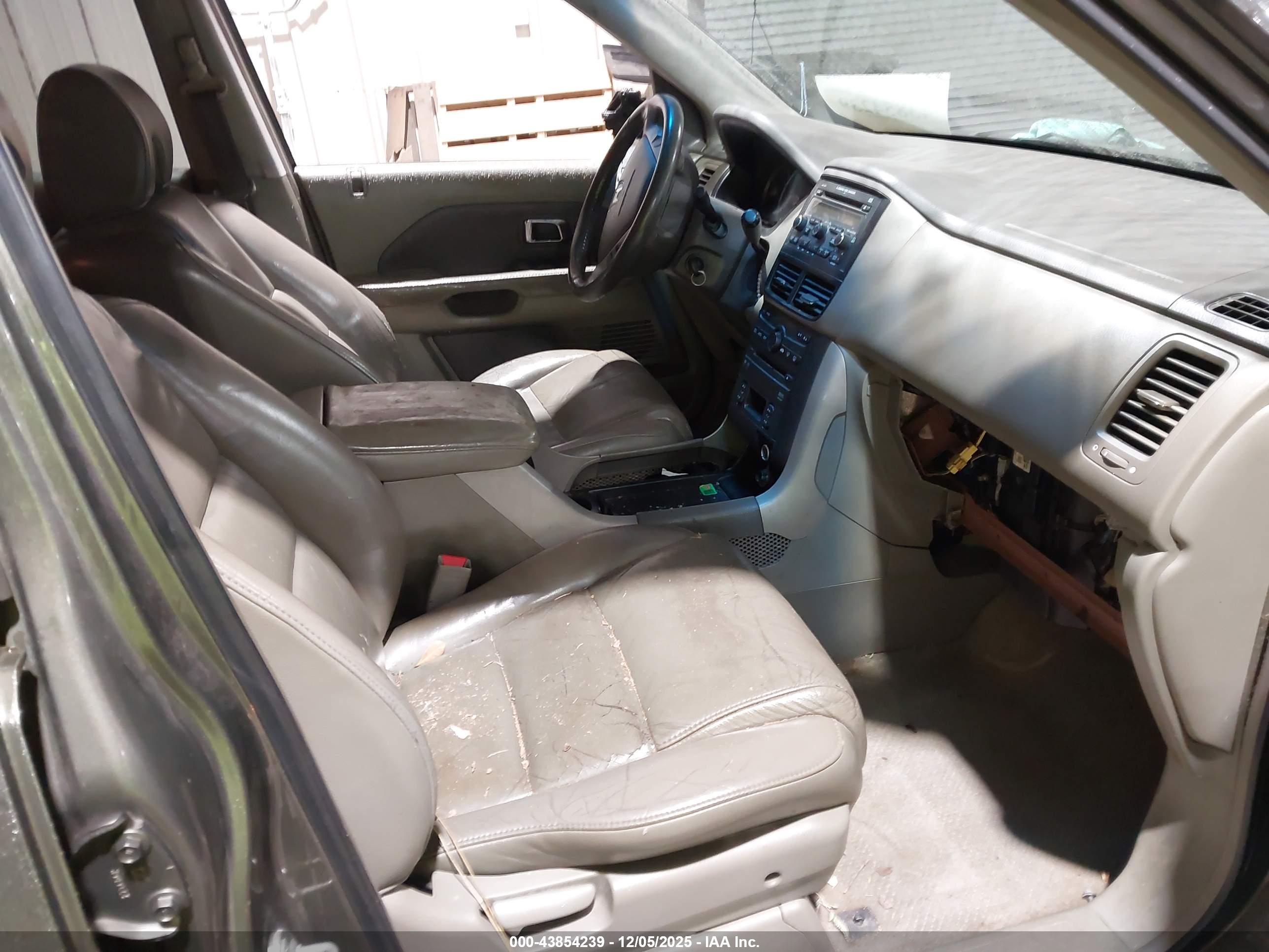 HONDA PILOT image 5
