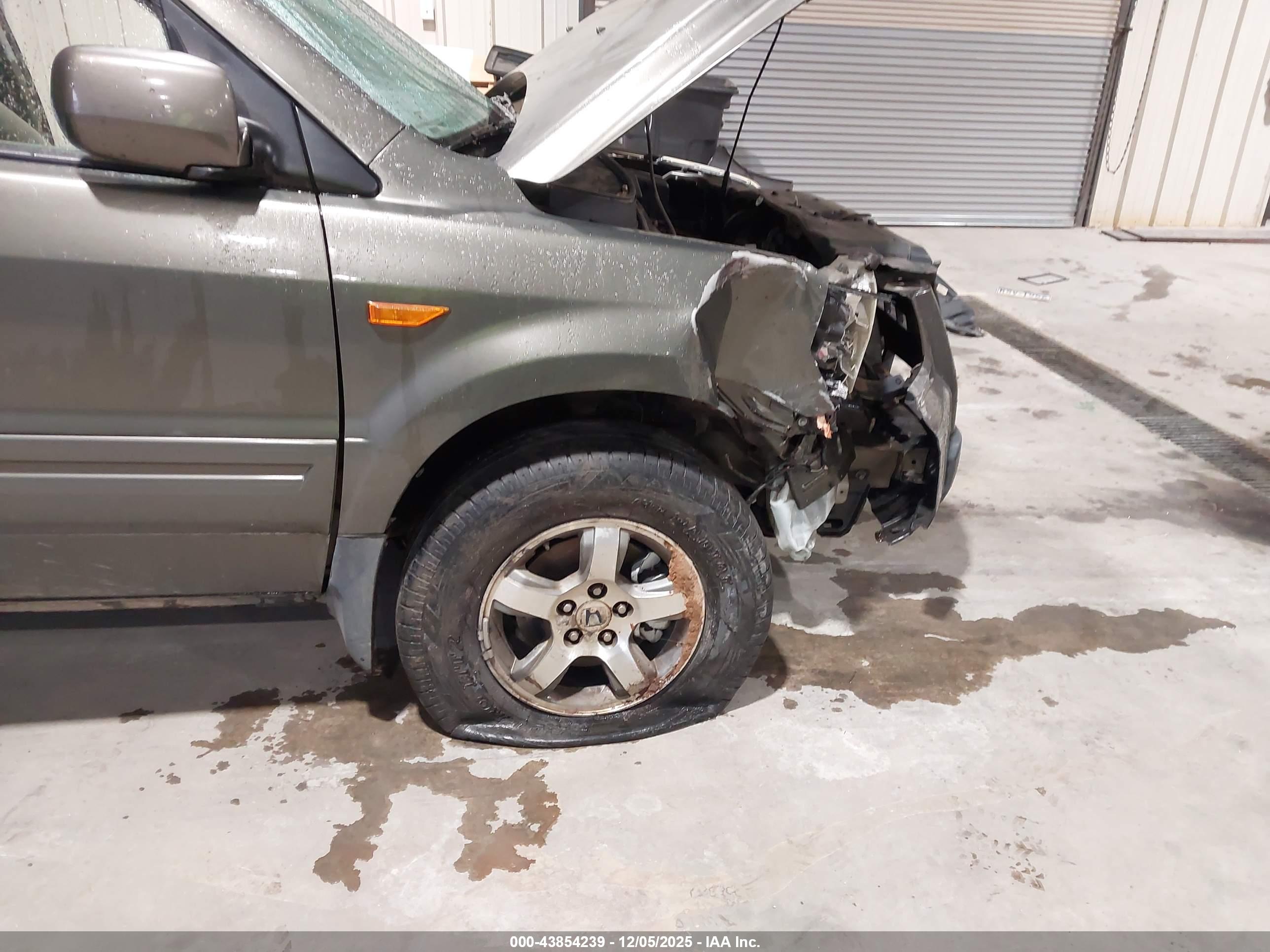 HONDA PILOT image 6