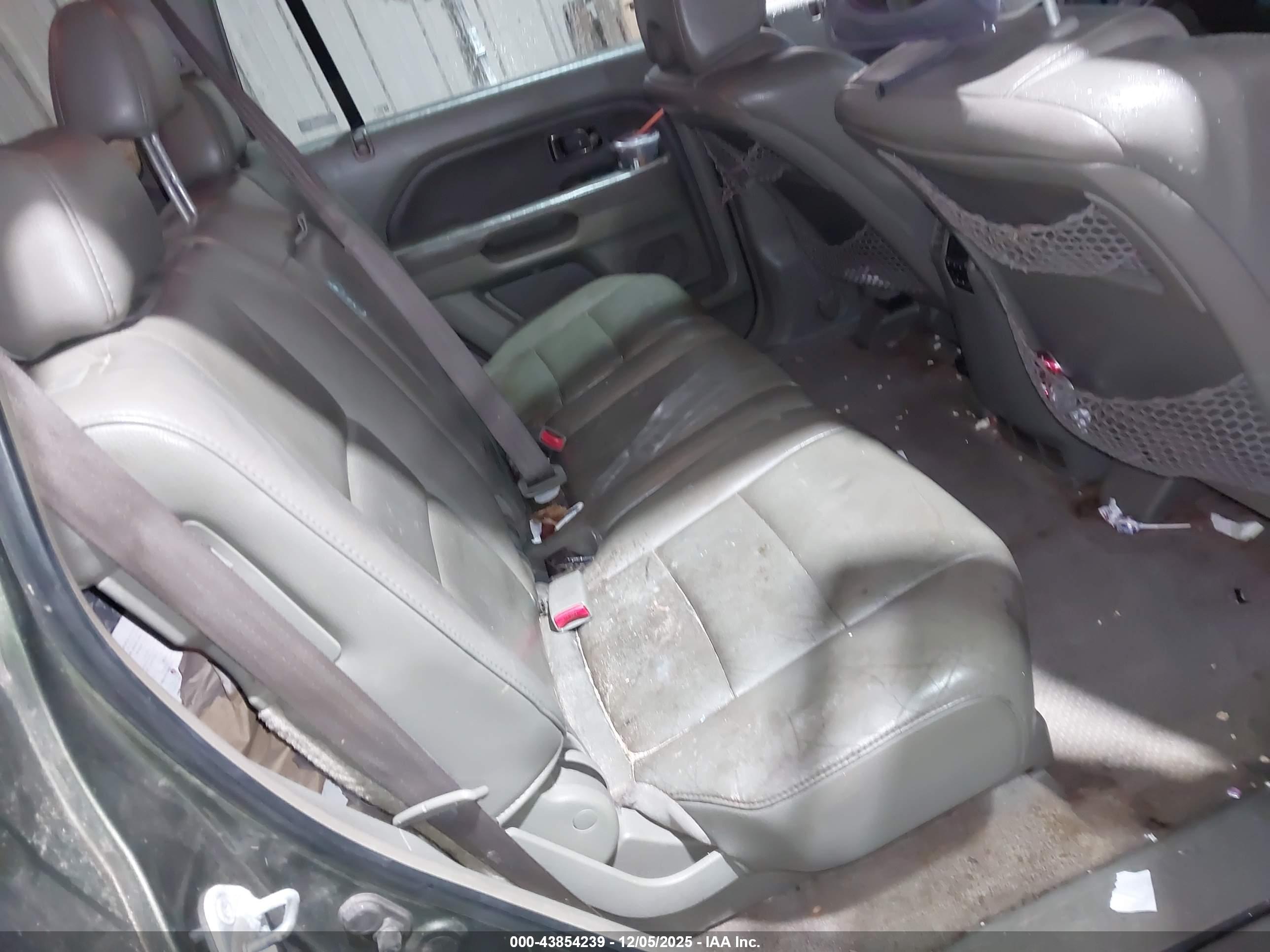 HONDA PILOT image 8