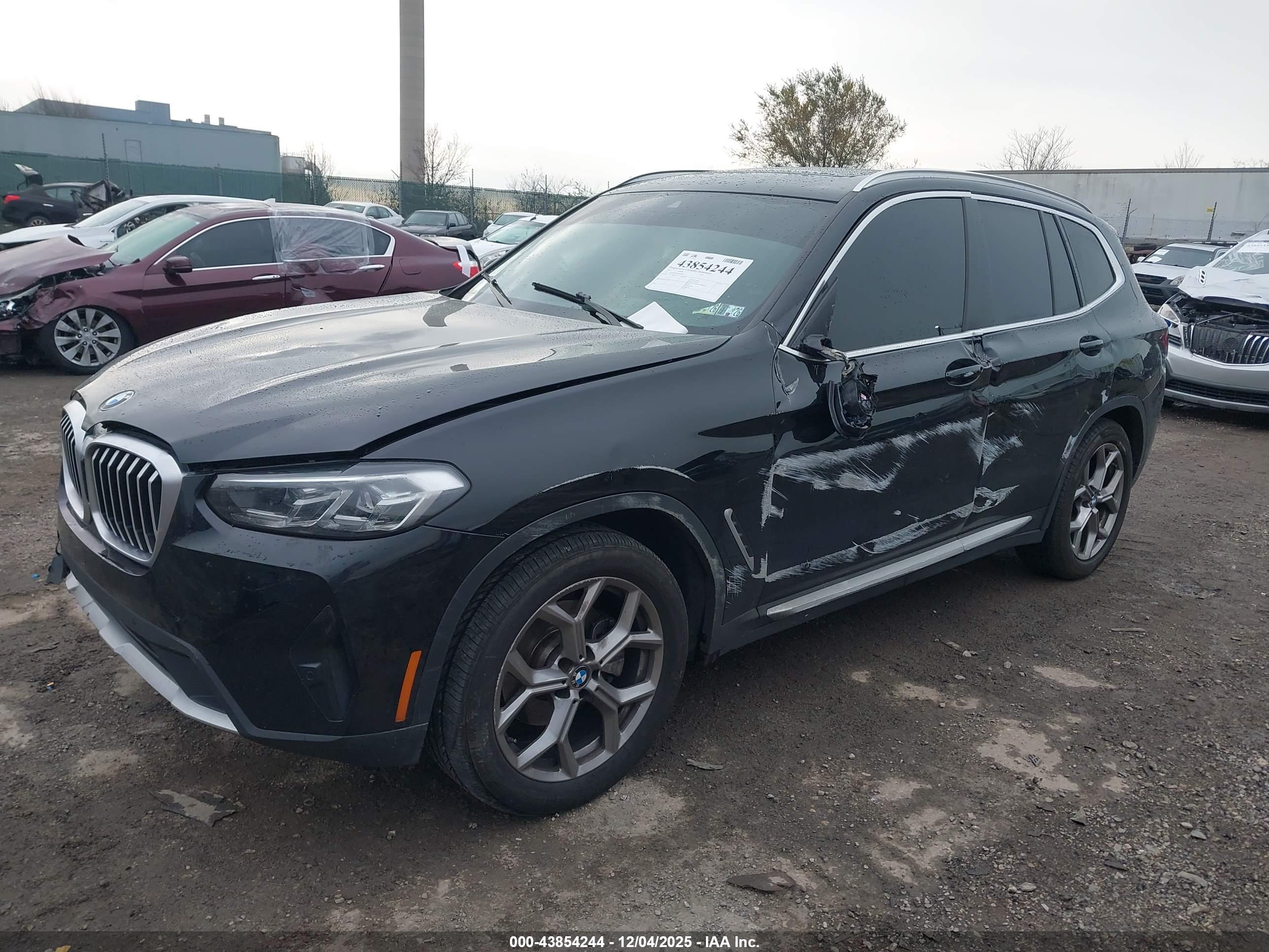 BMW X3 image 2