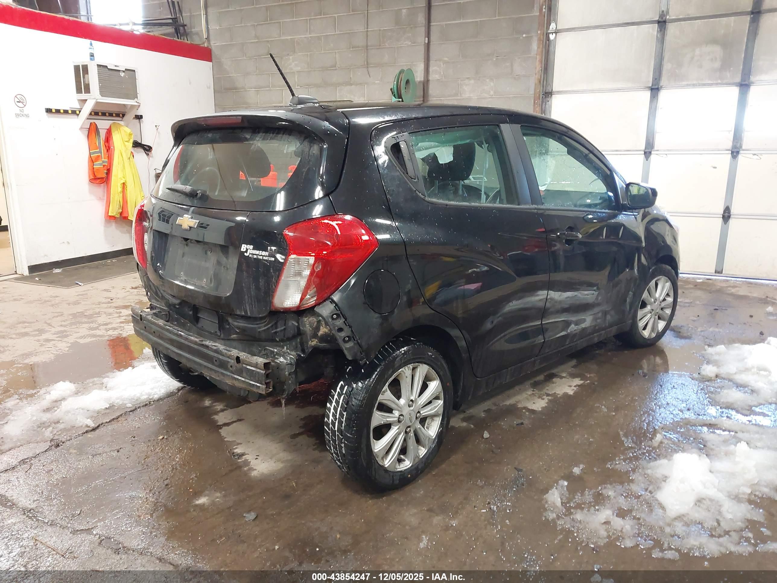 CHEVROLET SPARK image 4
