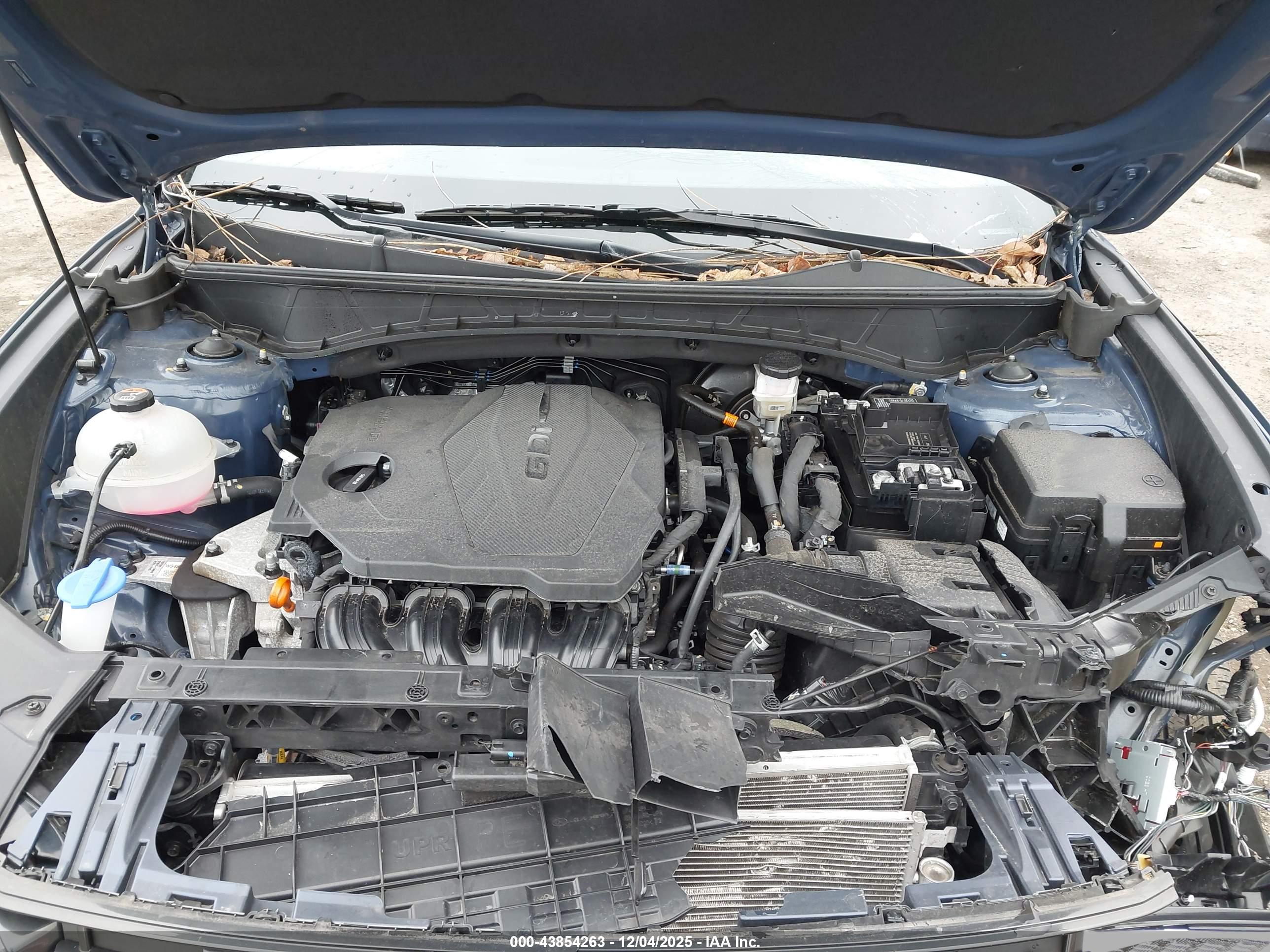 HYUNDAI TUCSON image 10