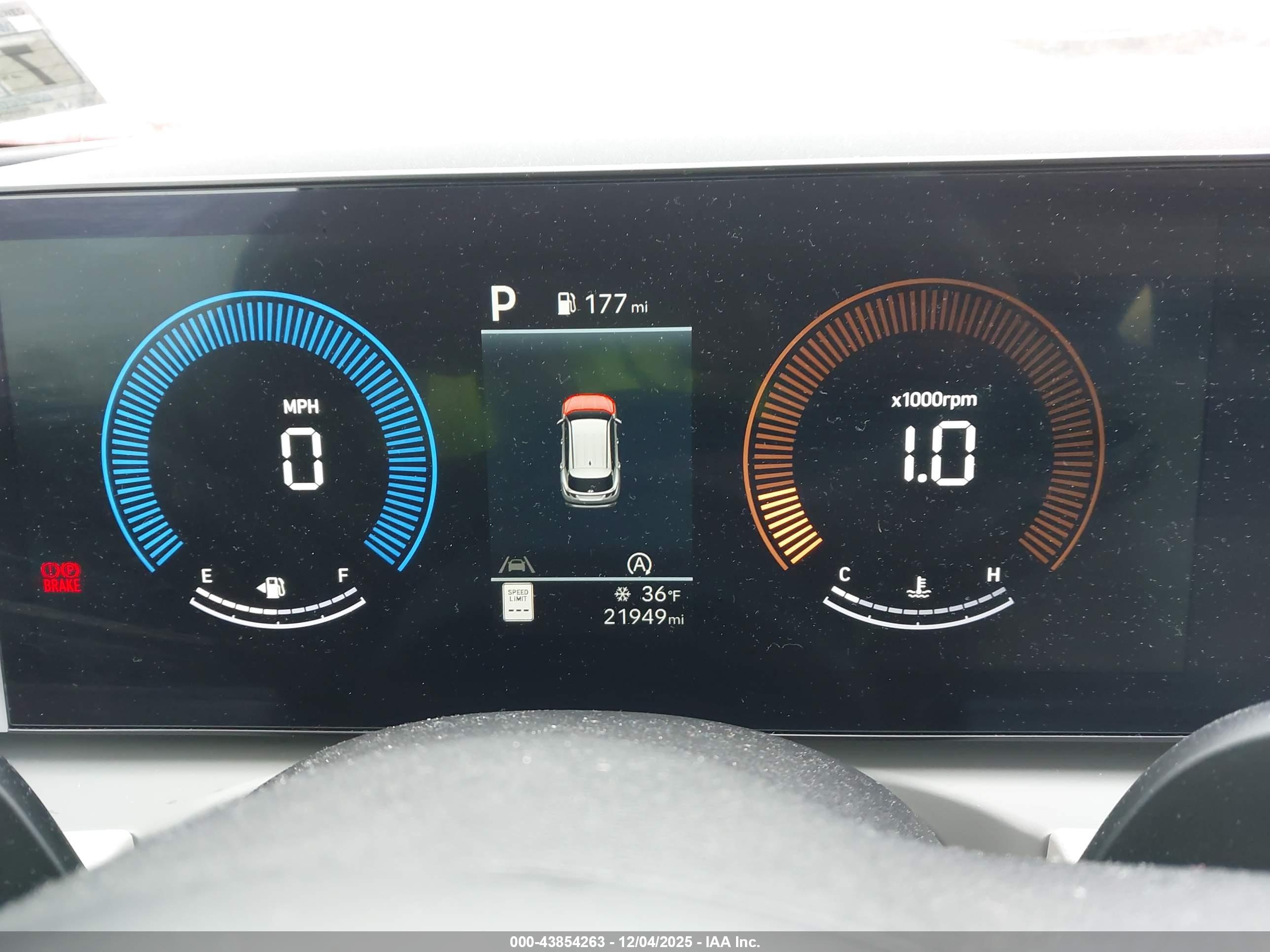 HYUNDAI TUCSON image 7