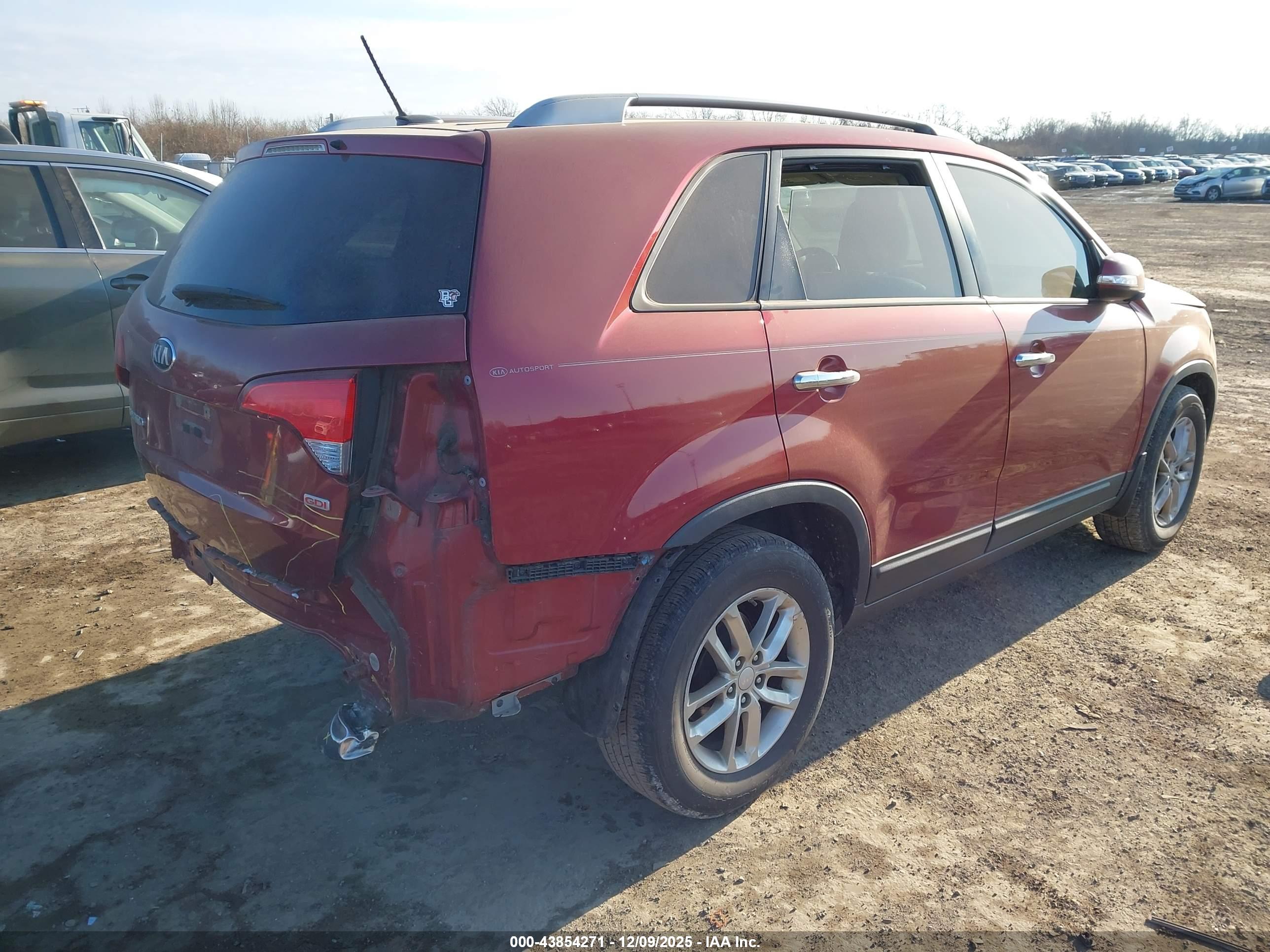 KIA SORENTO image 4