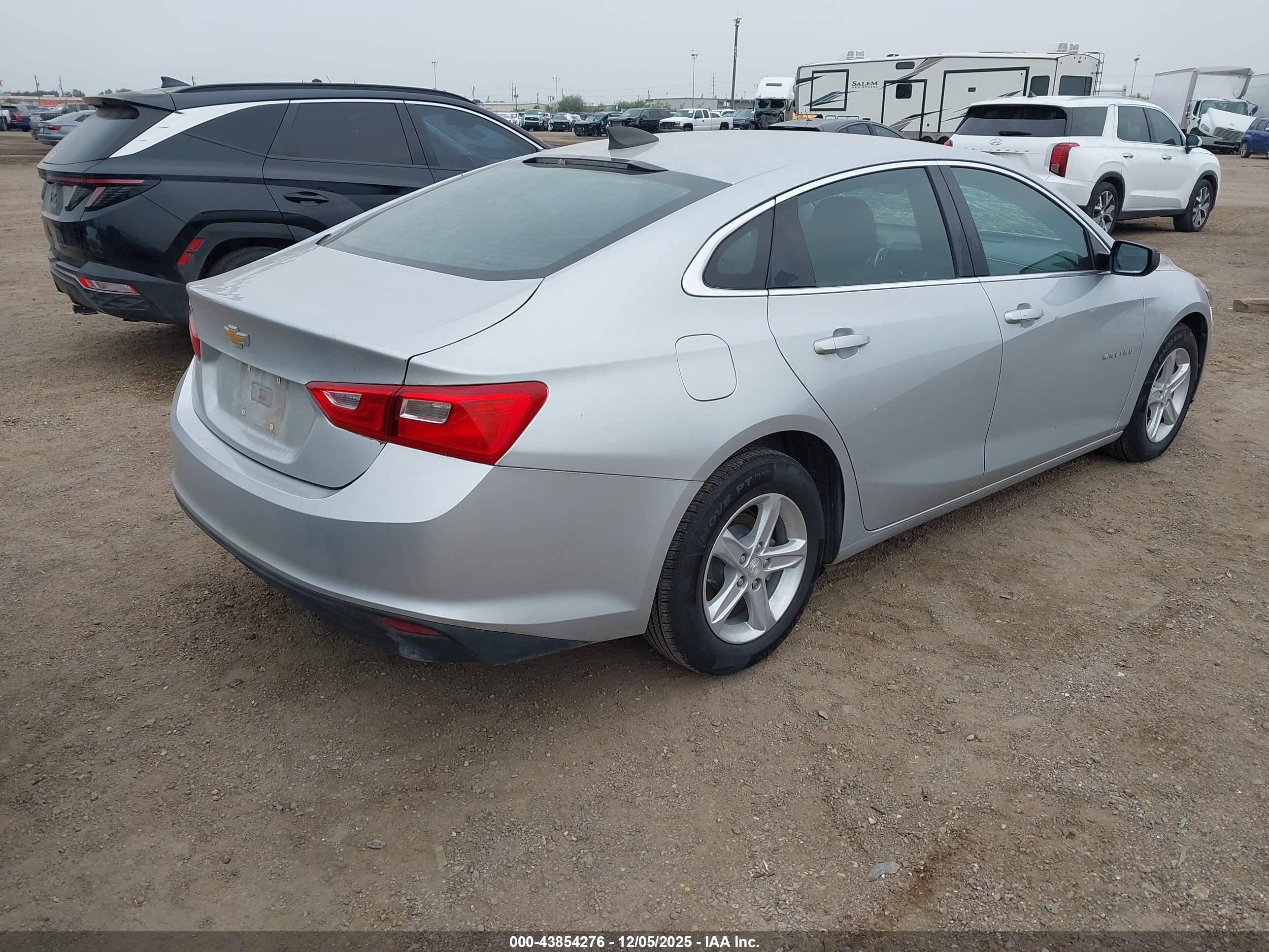 CHEVROLET MALIBU image 4