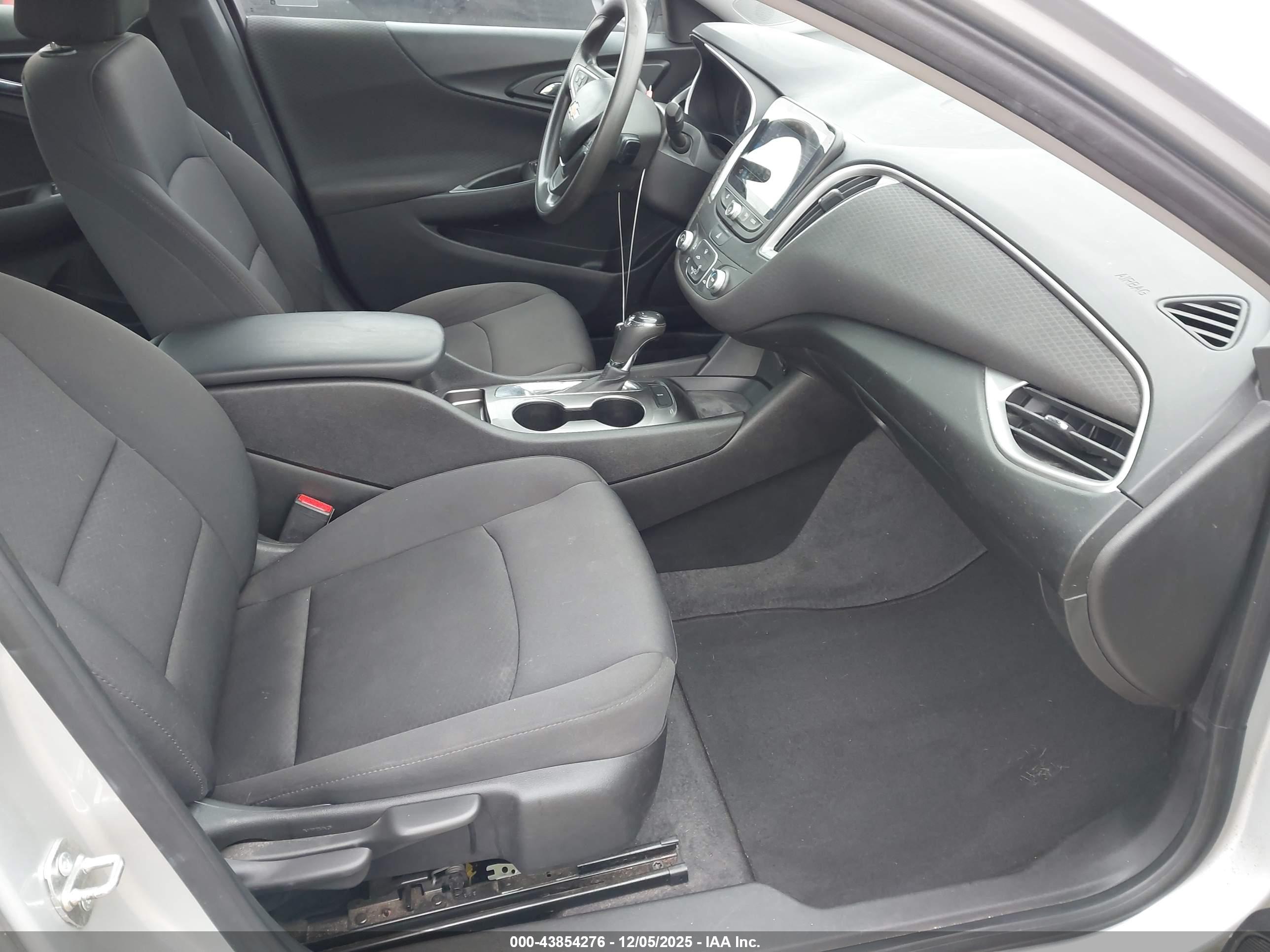 CHEVROLET MALIBU image 5