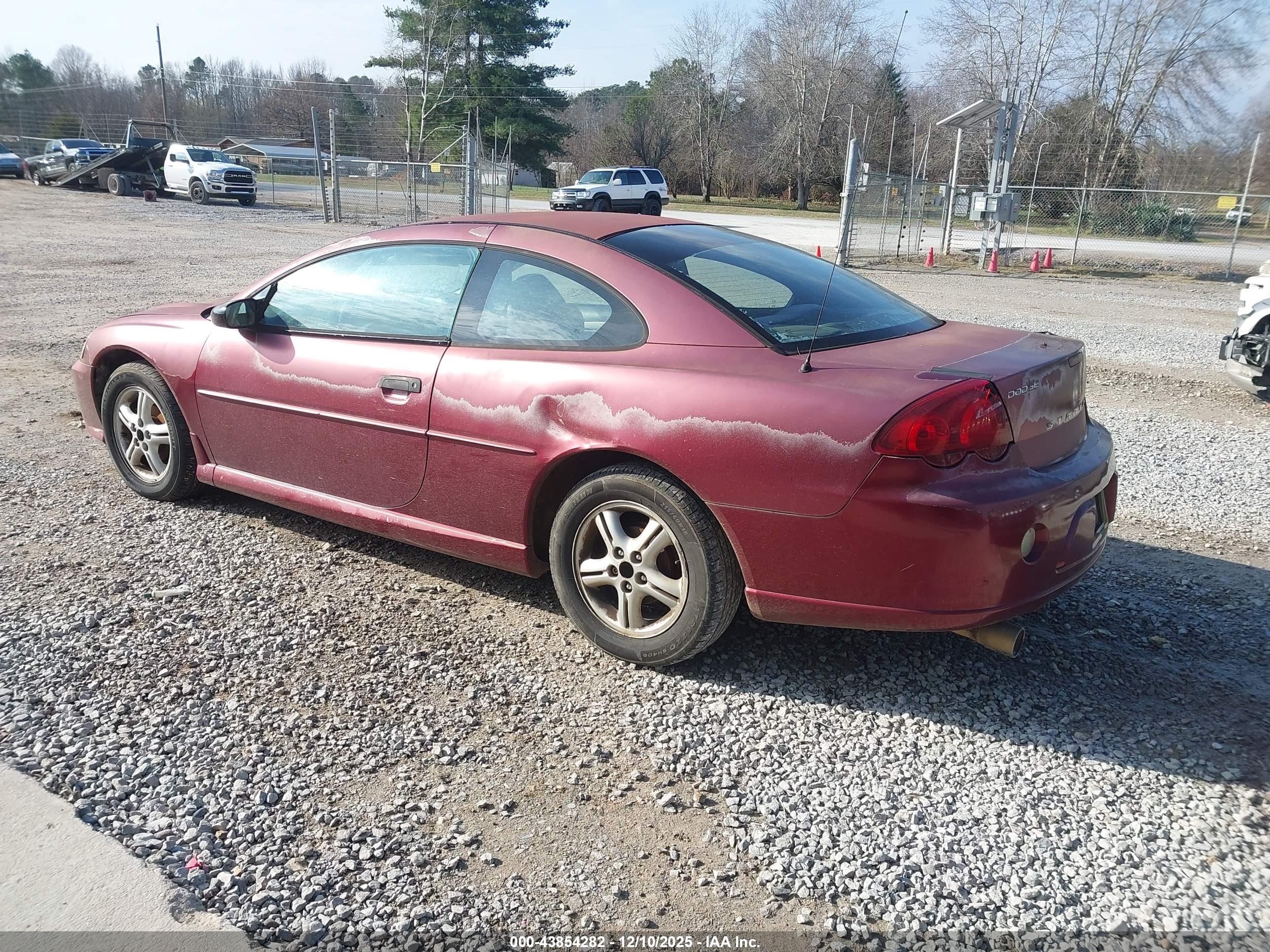 DODGE STRATUS image 3