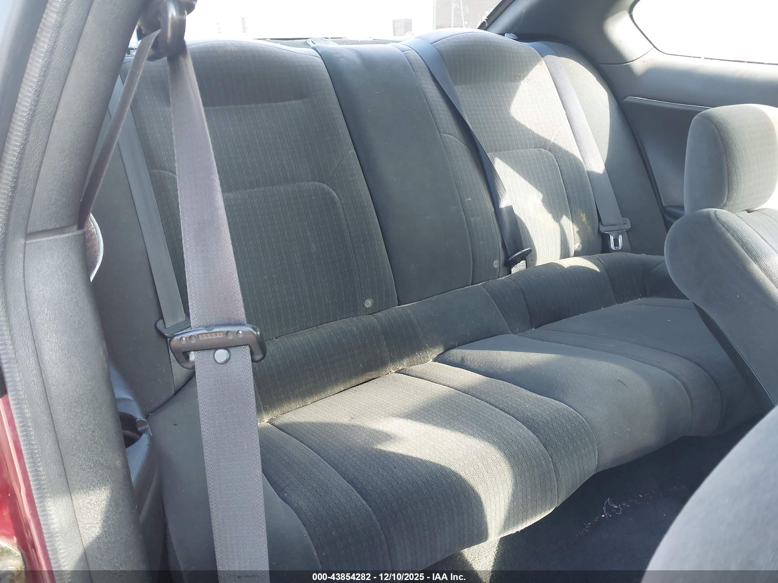 DODGE STRATUS image 8