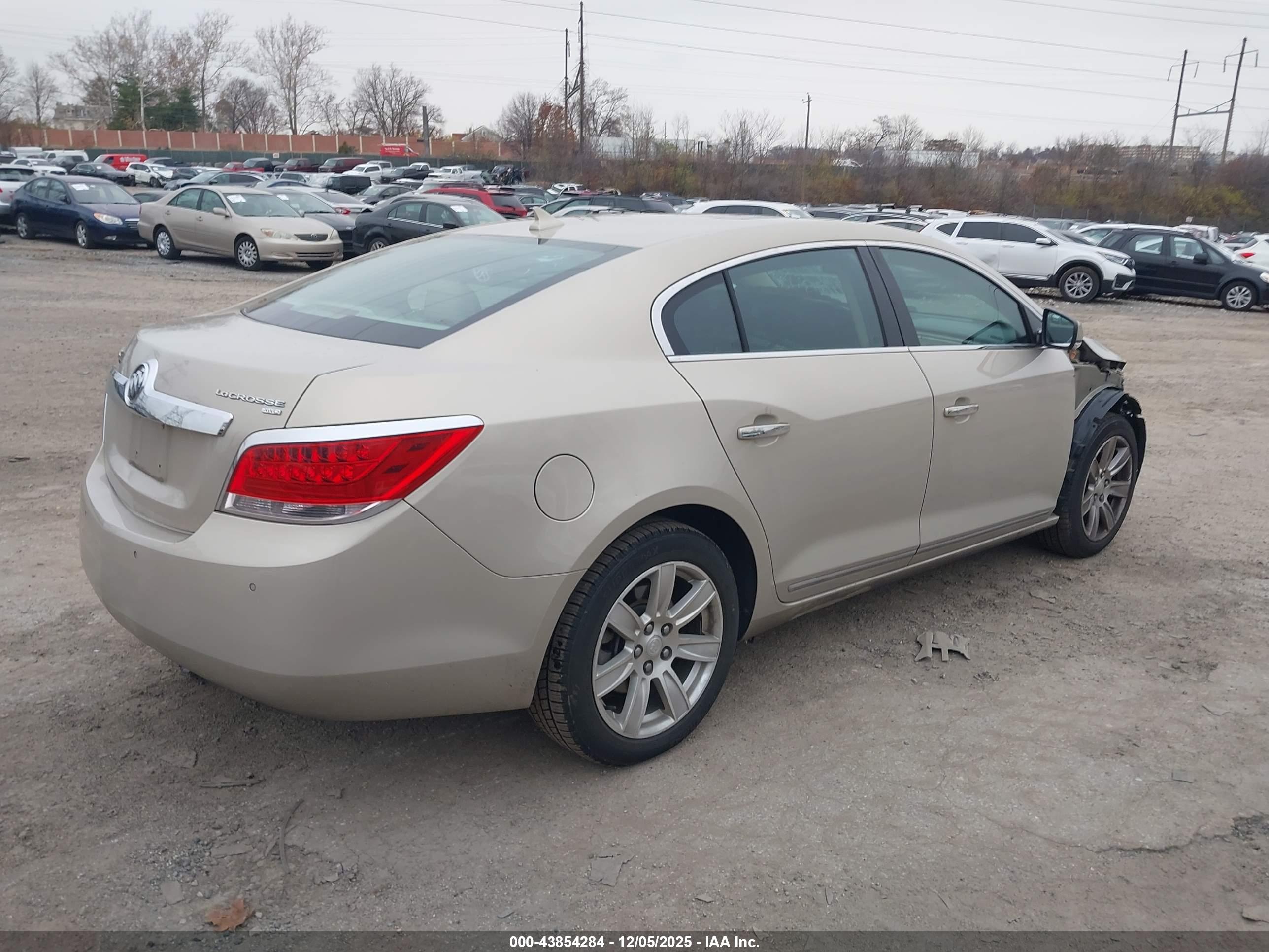 BUICK LACROSSE image 4