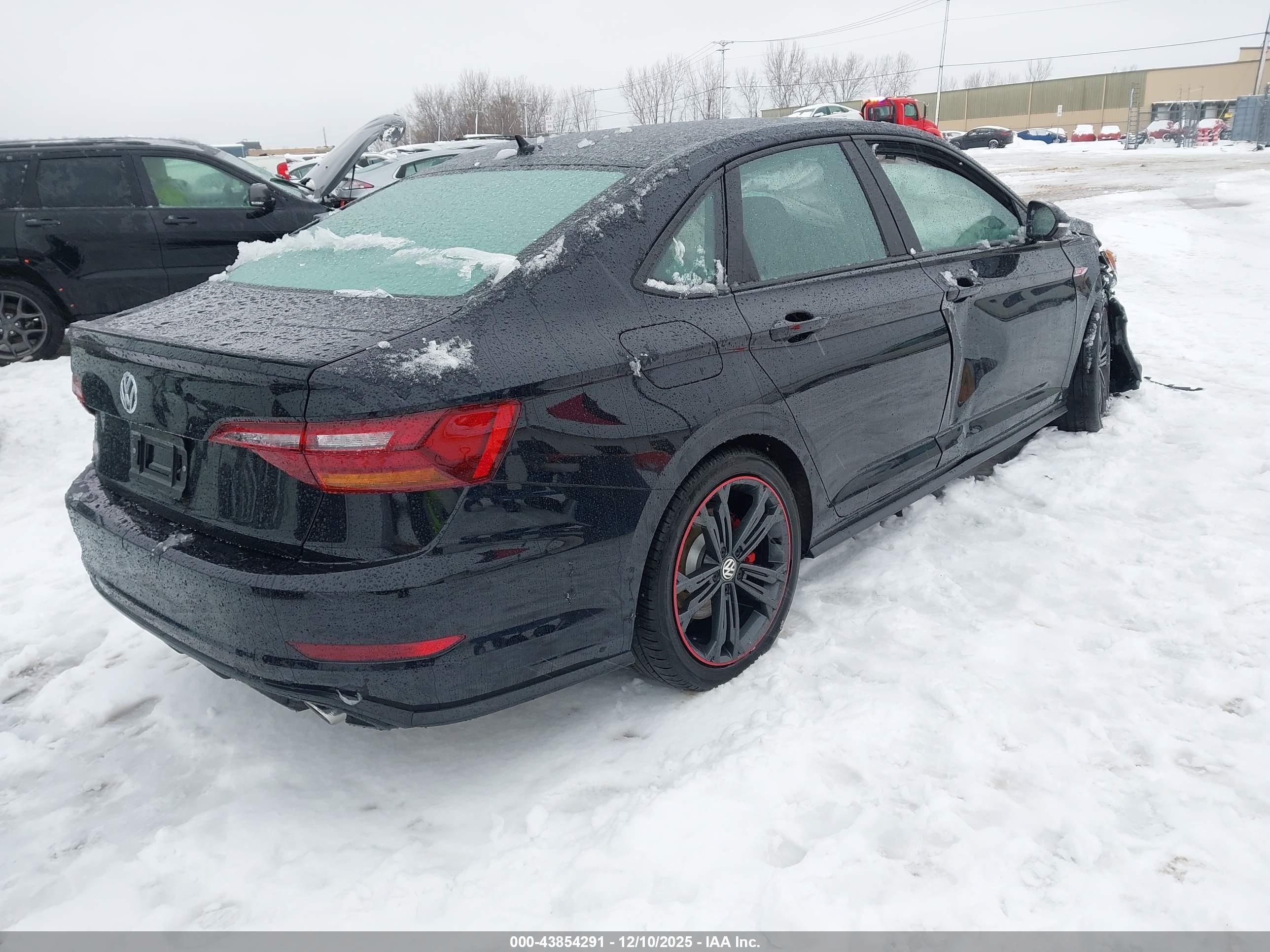 VOLKSWAGEN JETTA image 4