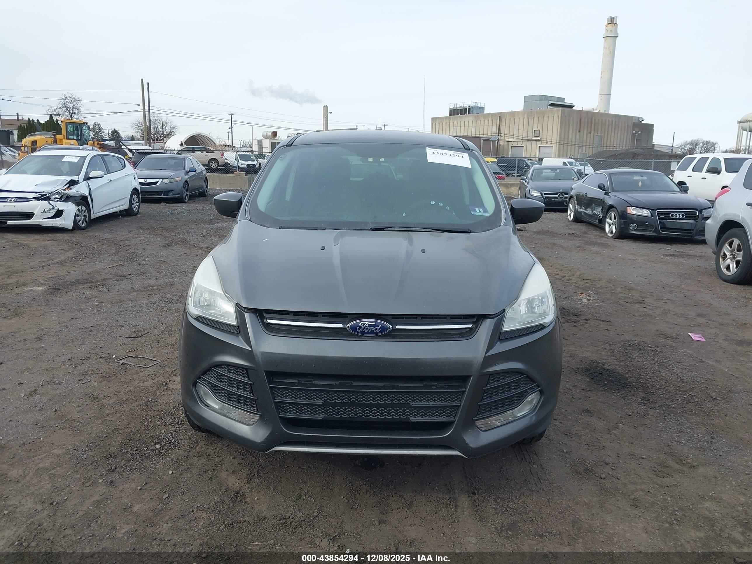 FORD ESCAPE image 6