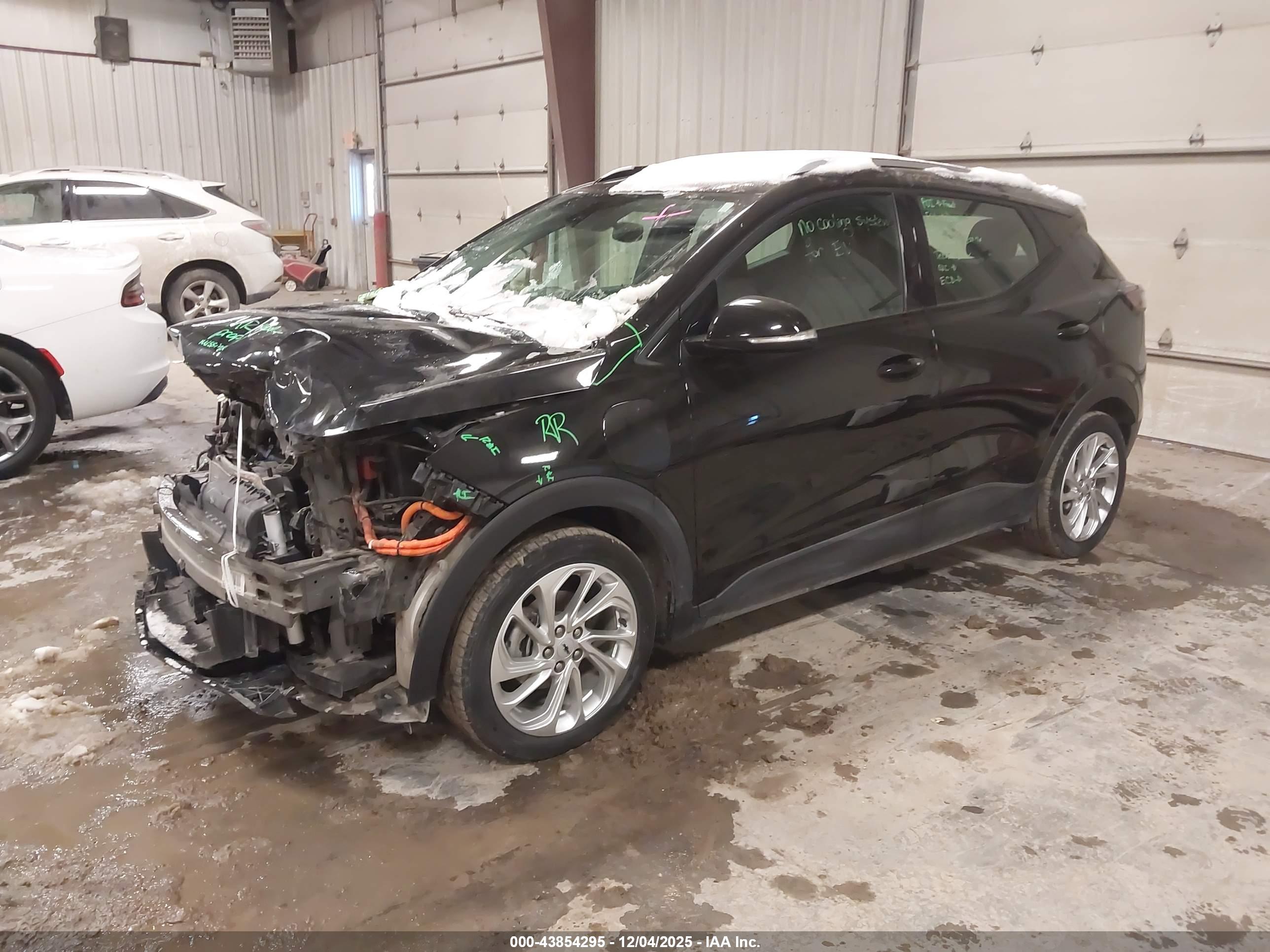 CHEVROLET BOLT image 2