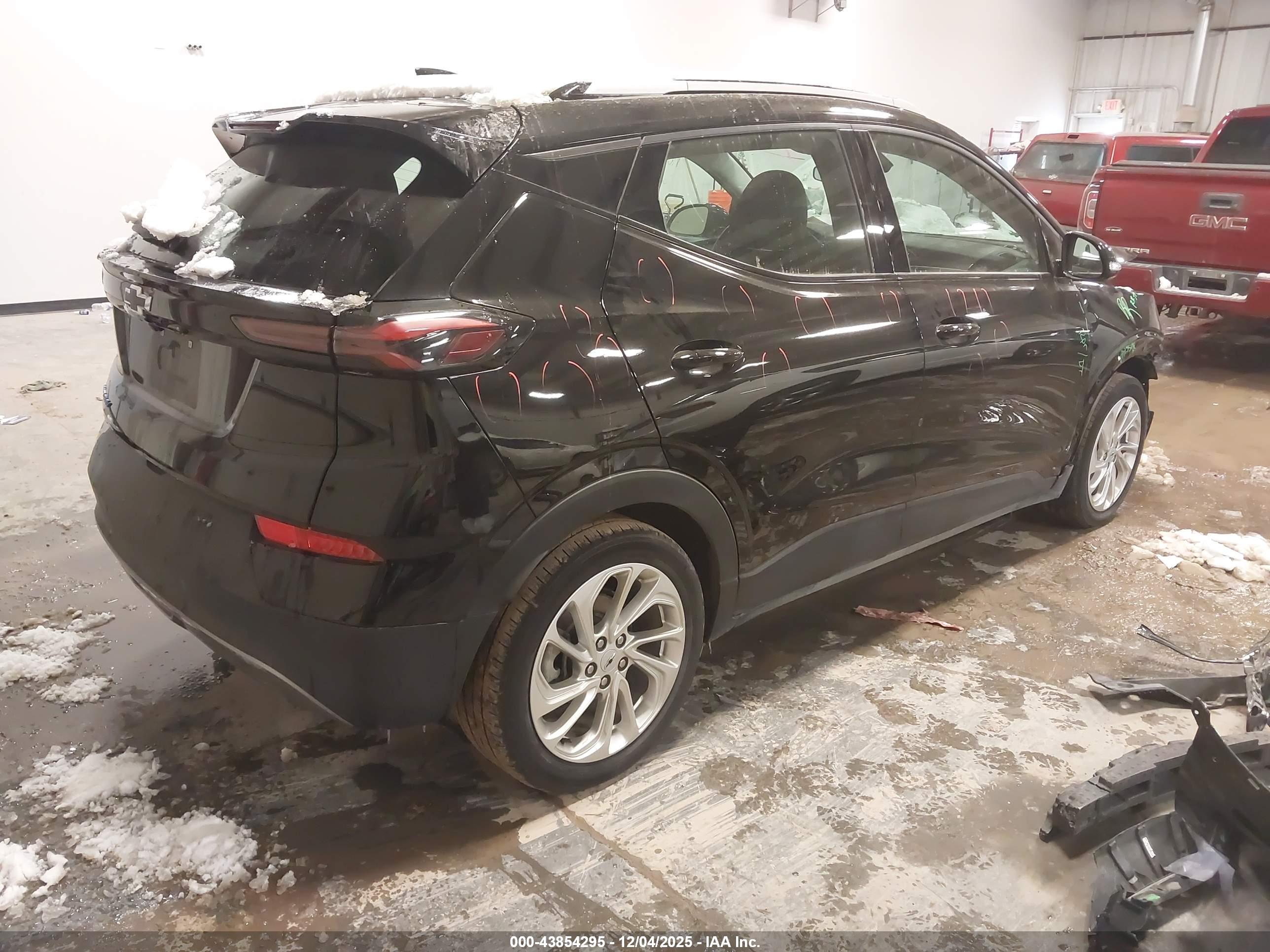 CHEVROLET BOLT image 4