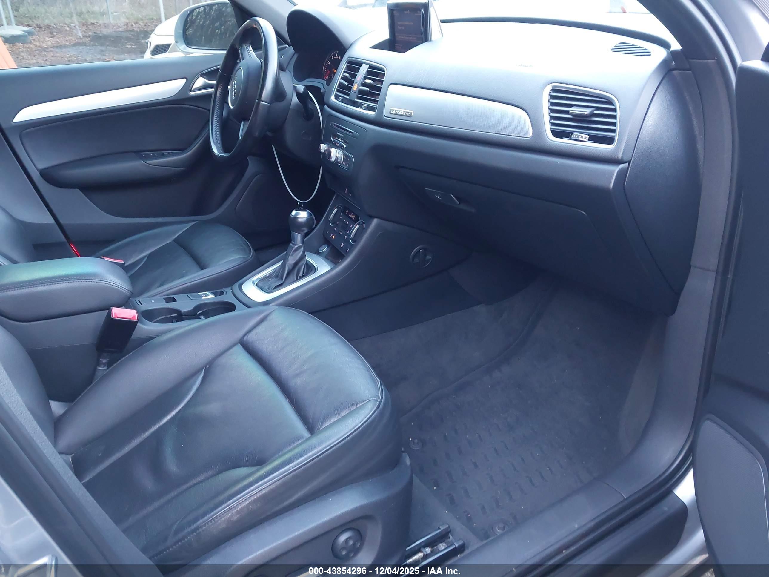 AUDI Q3 image 5