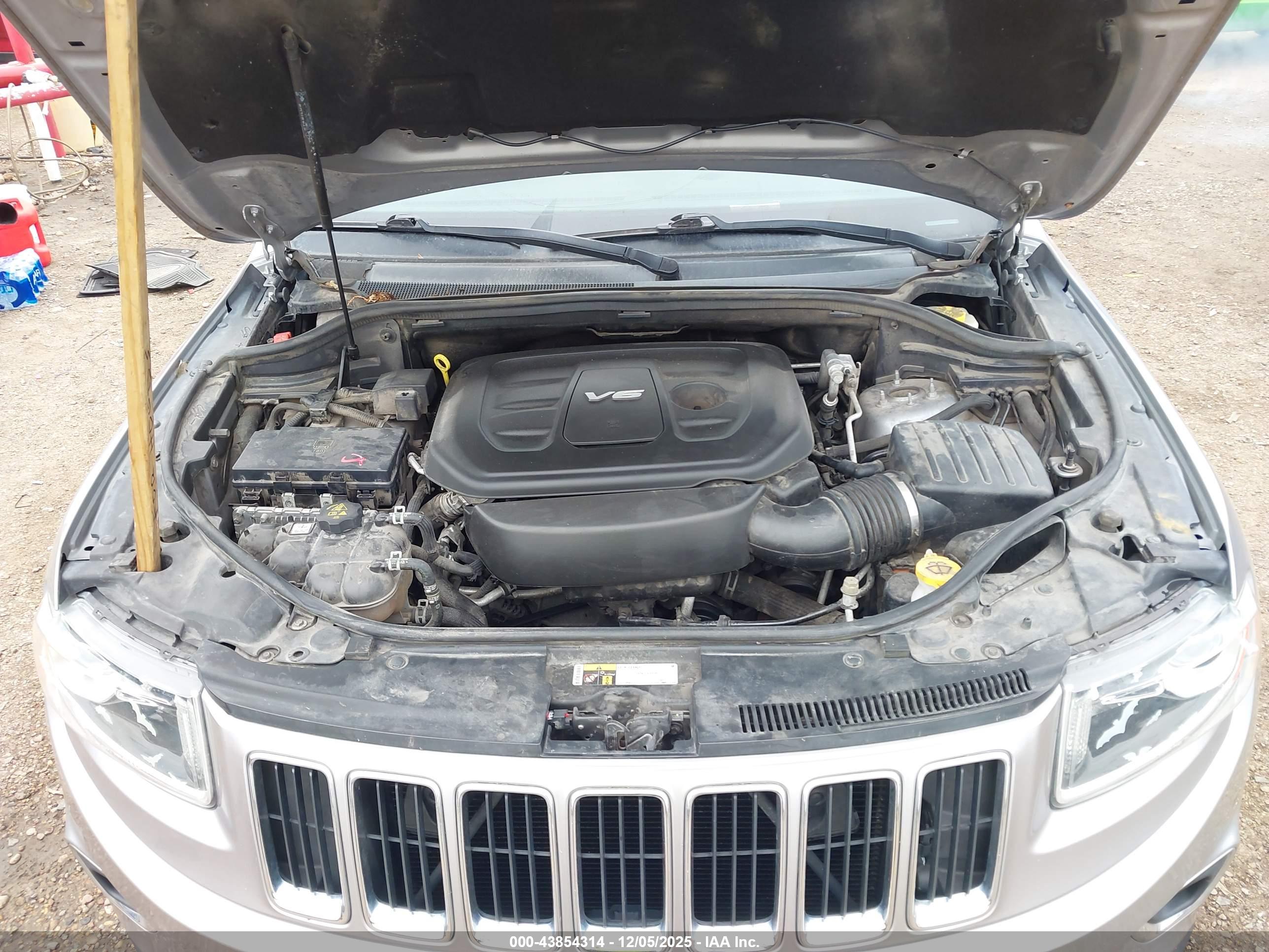 JEEP GRAND image 10