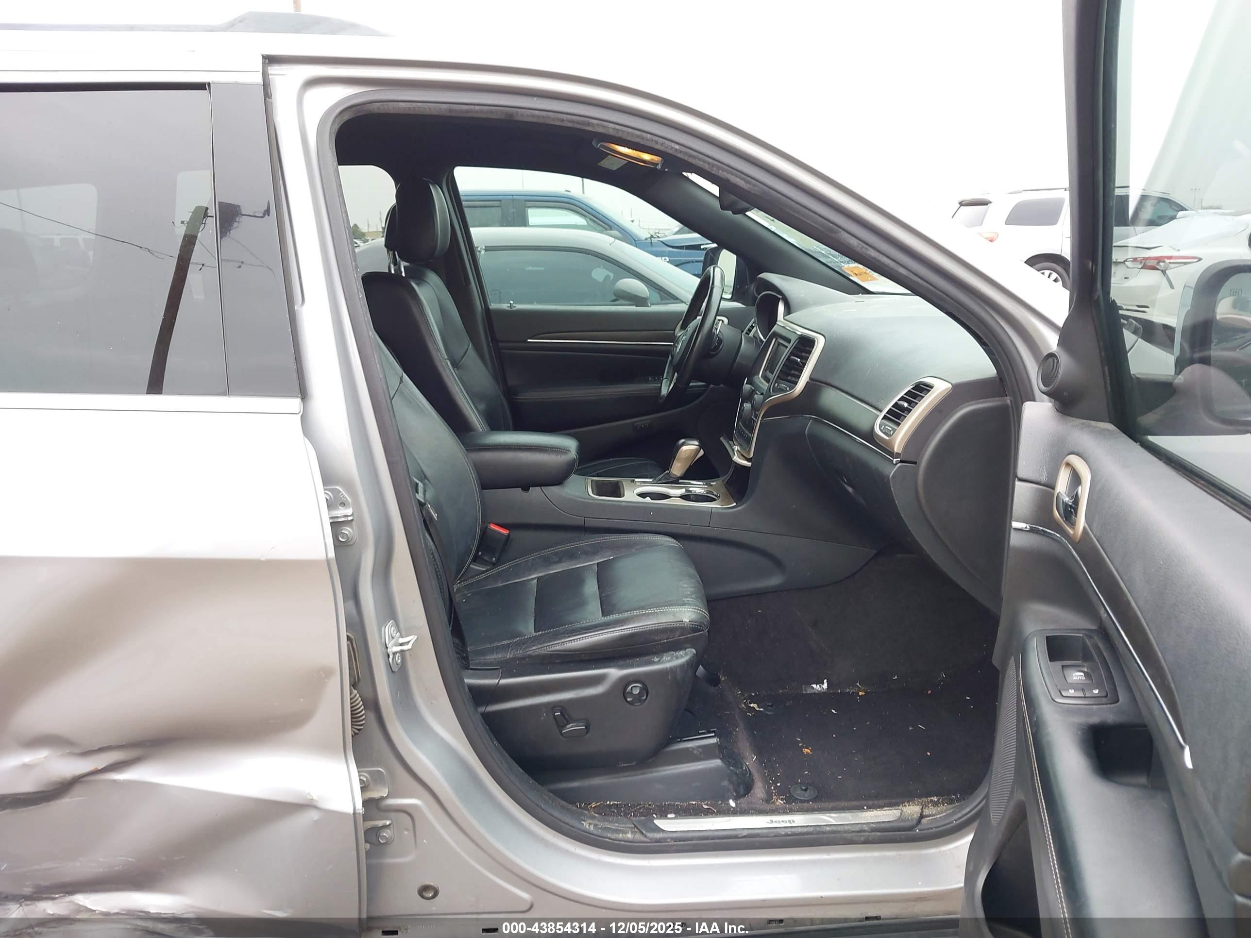 JEEP GRAND image 5