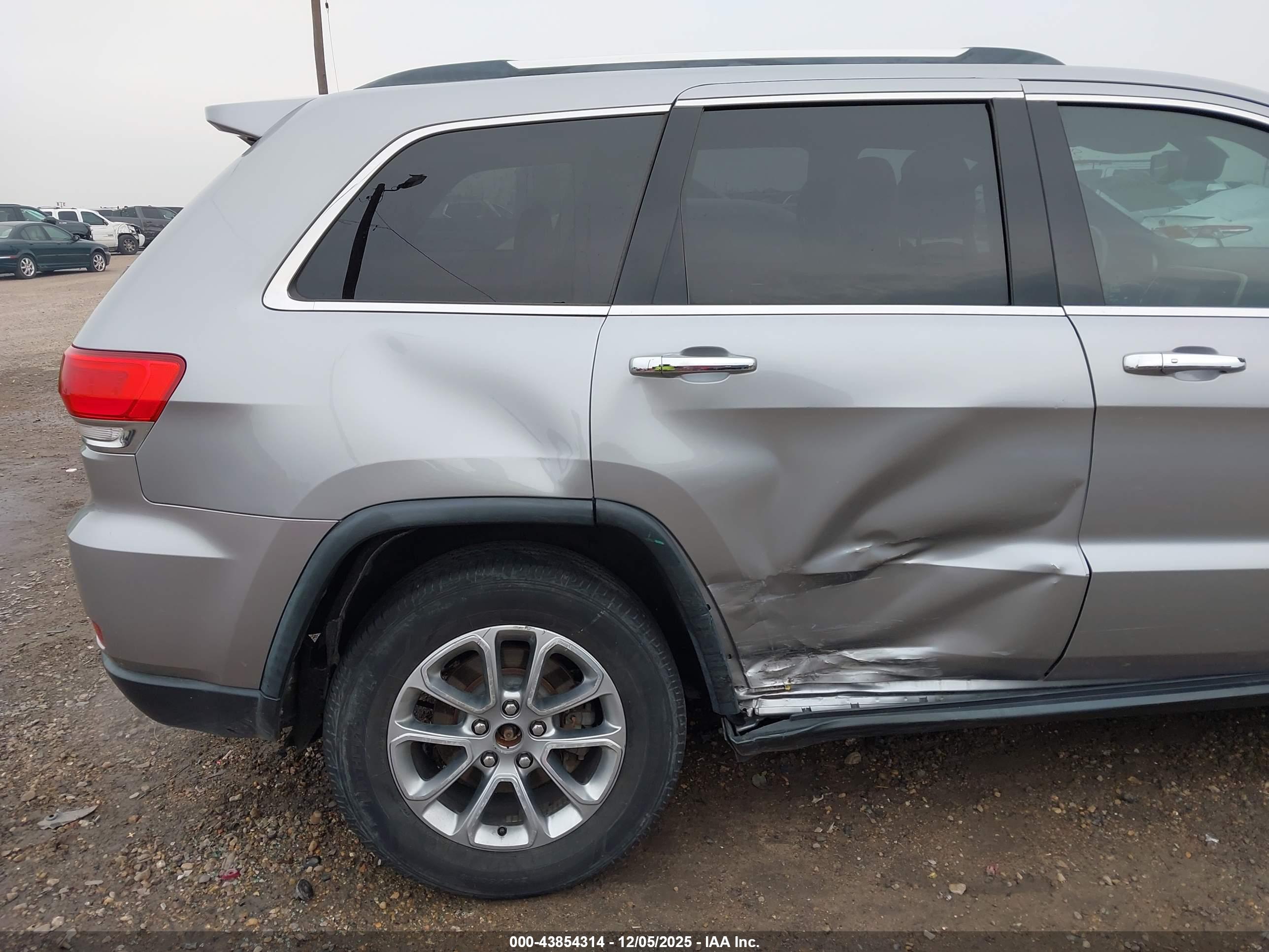 JEEP GRAND image 6