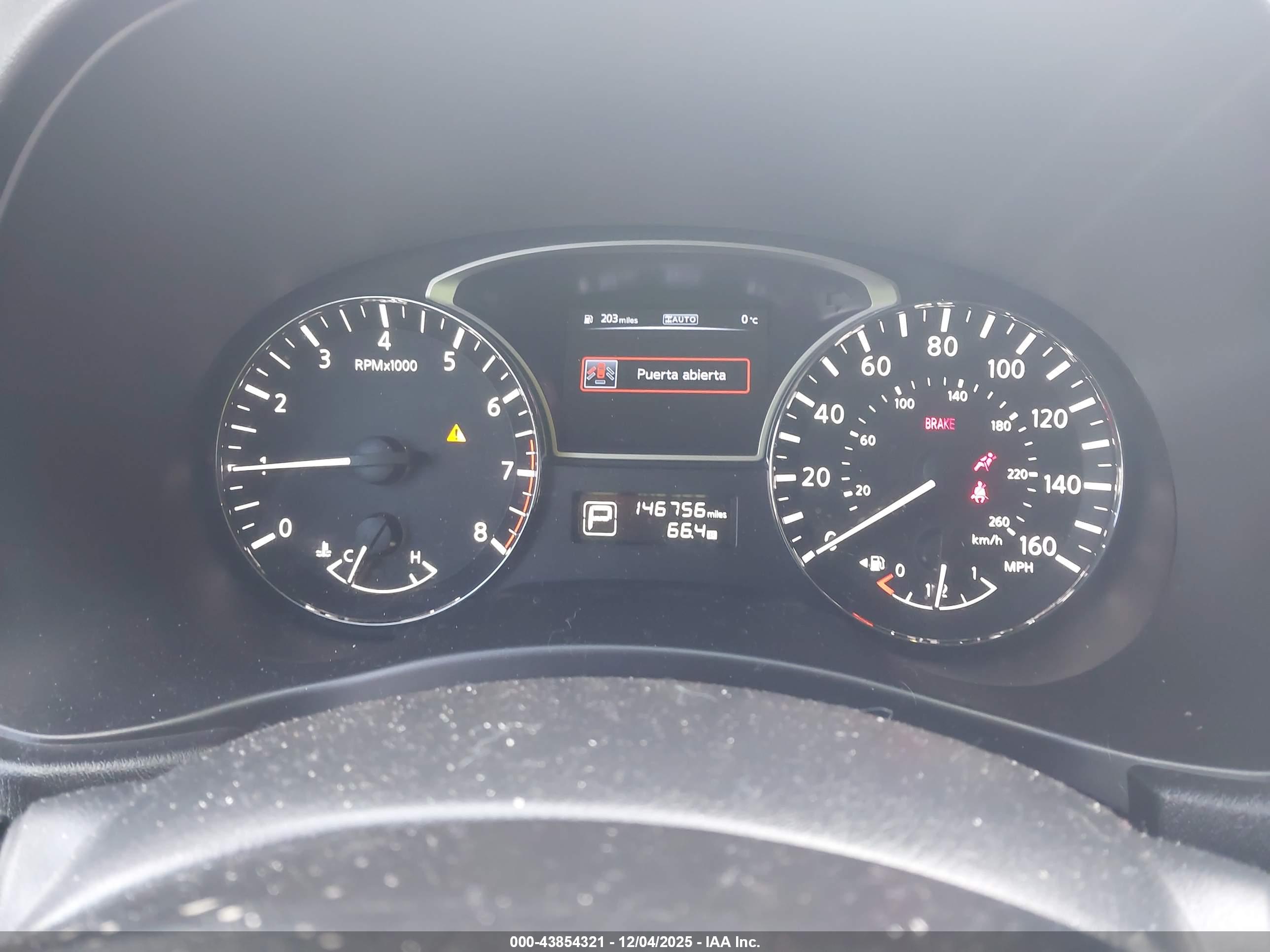 NISSAN PATHFINDER image 7