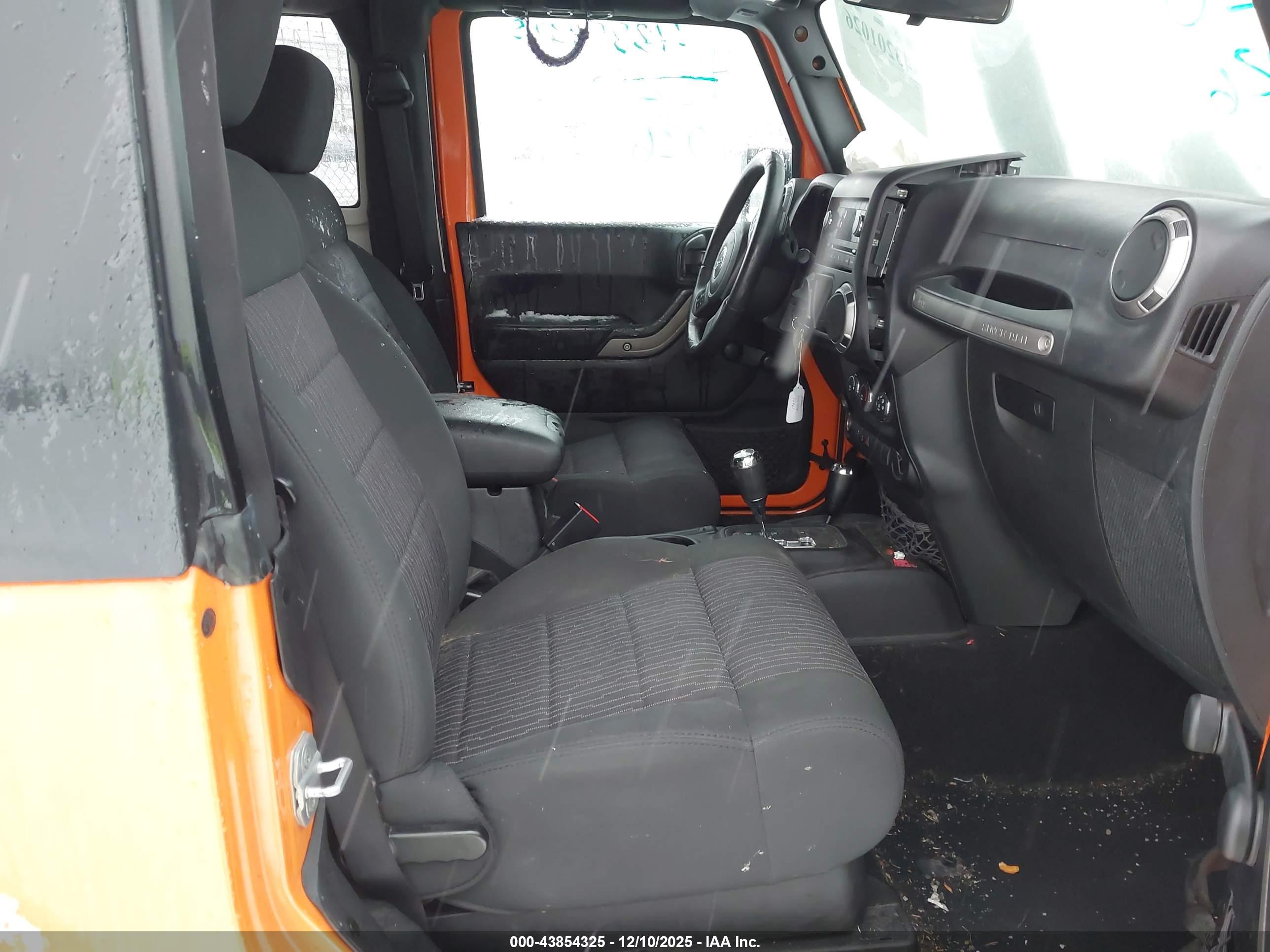 JEEP WRANGLER image 5