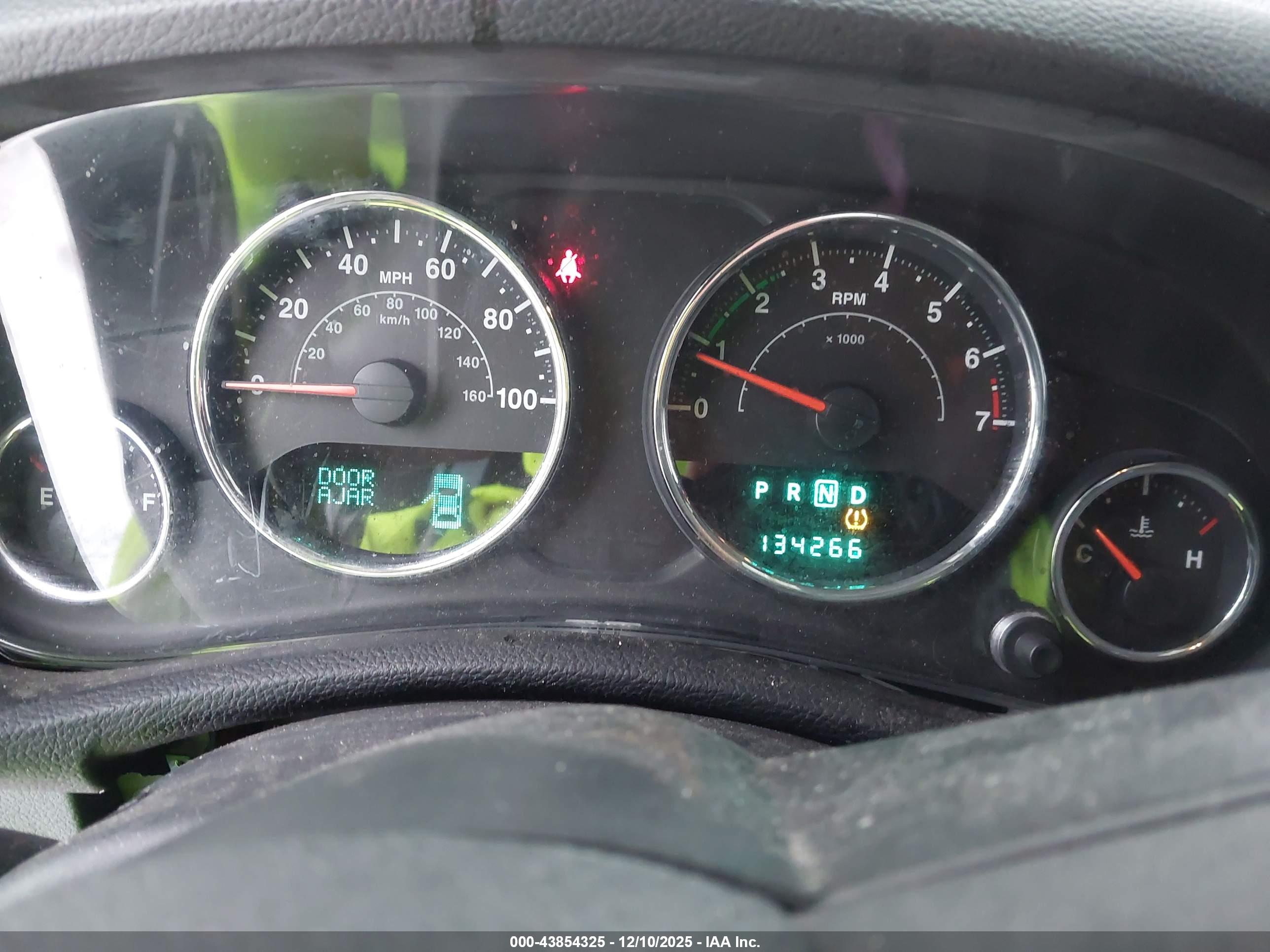 JEEP WRANGLER image 7