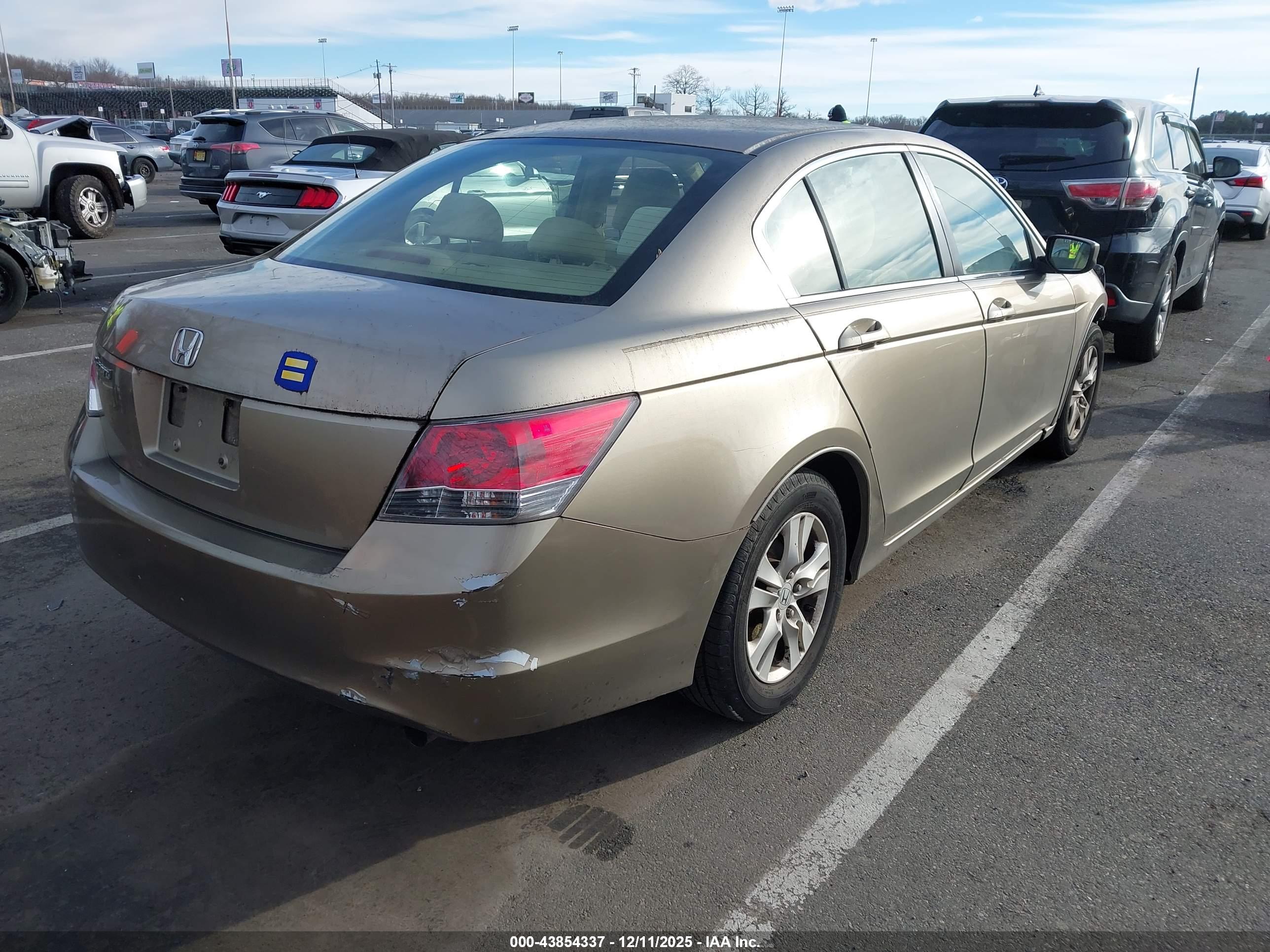 HONDA ACCORD image 4